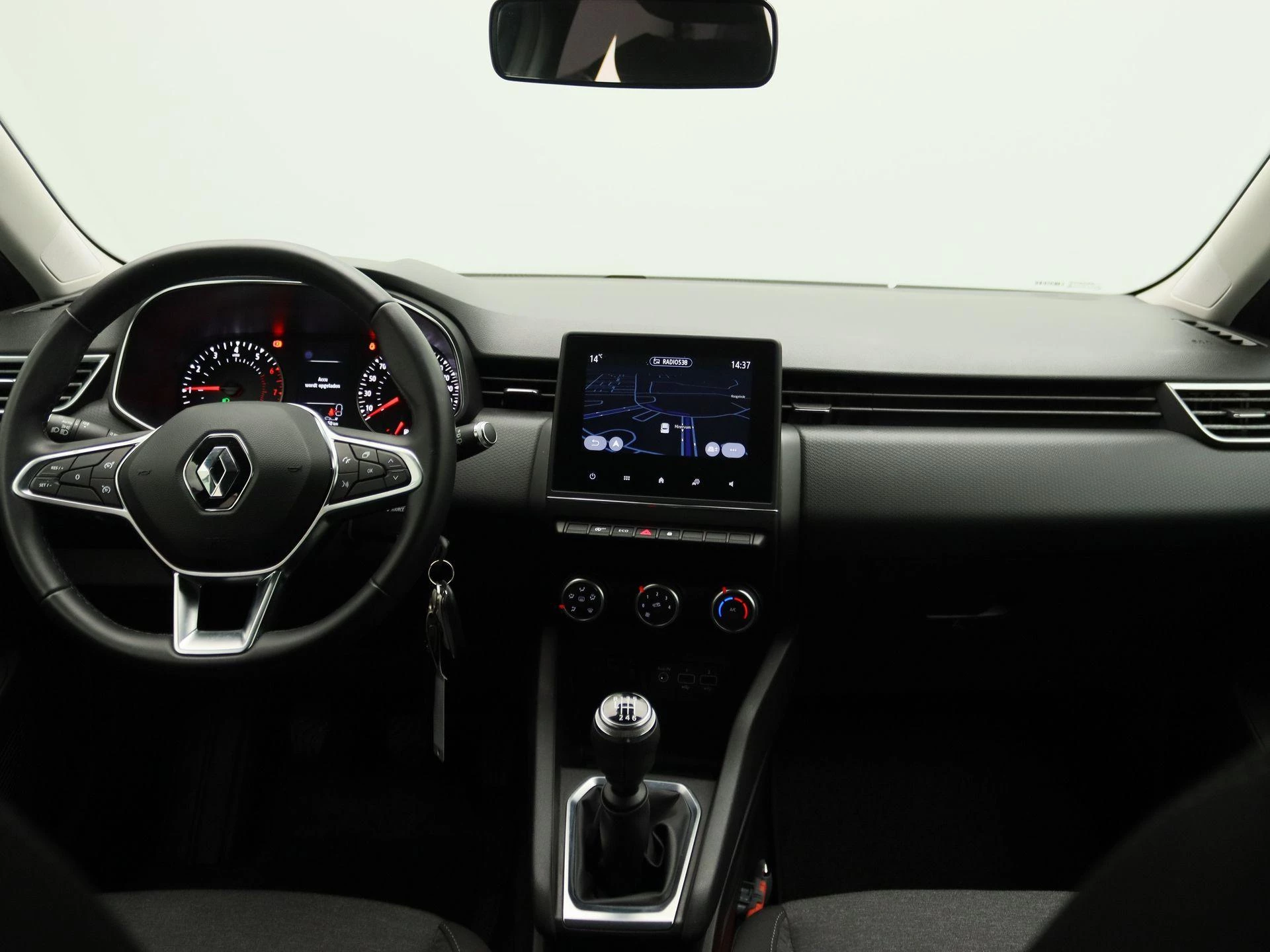 Renault-Clio-image-6