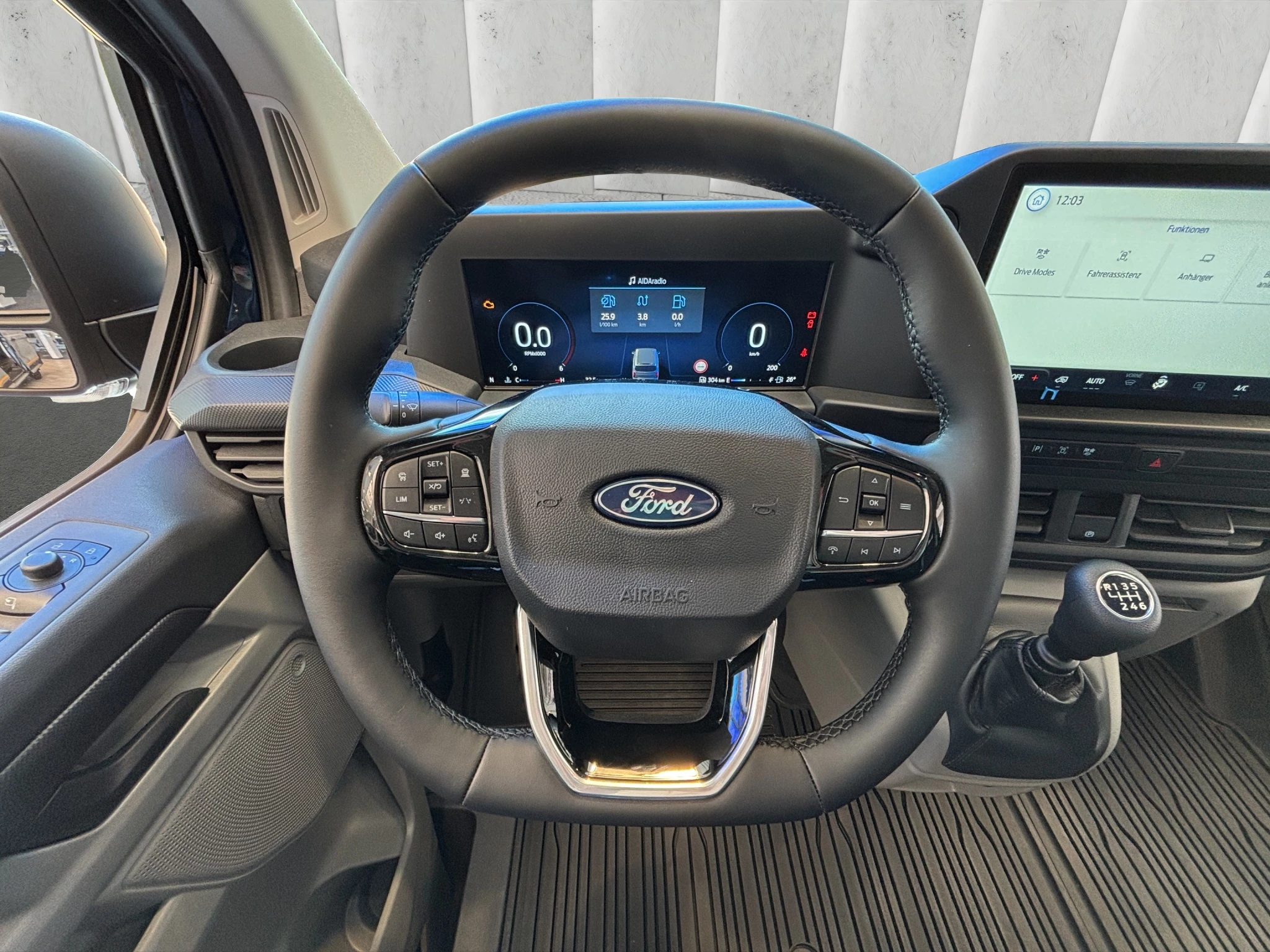 Ford-Transit Custom-image-12