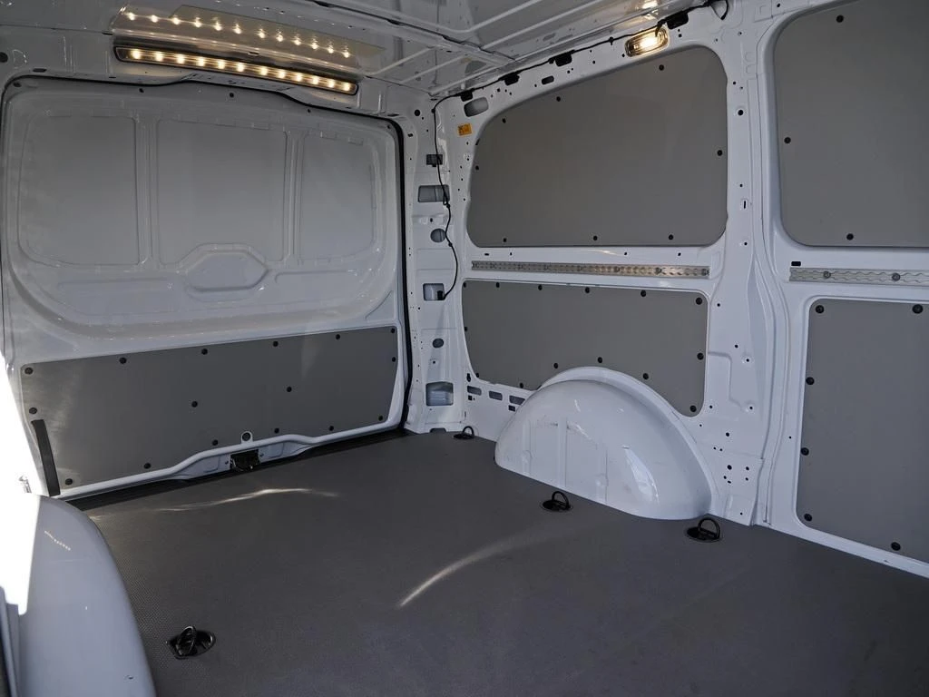 Mercedes-Benz-Vito 116-image-13