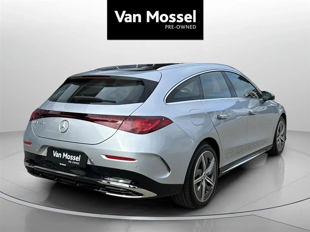 Mercedes-Benz-CLA-image-4