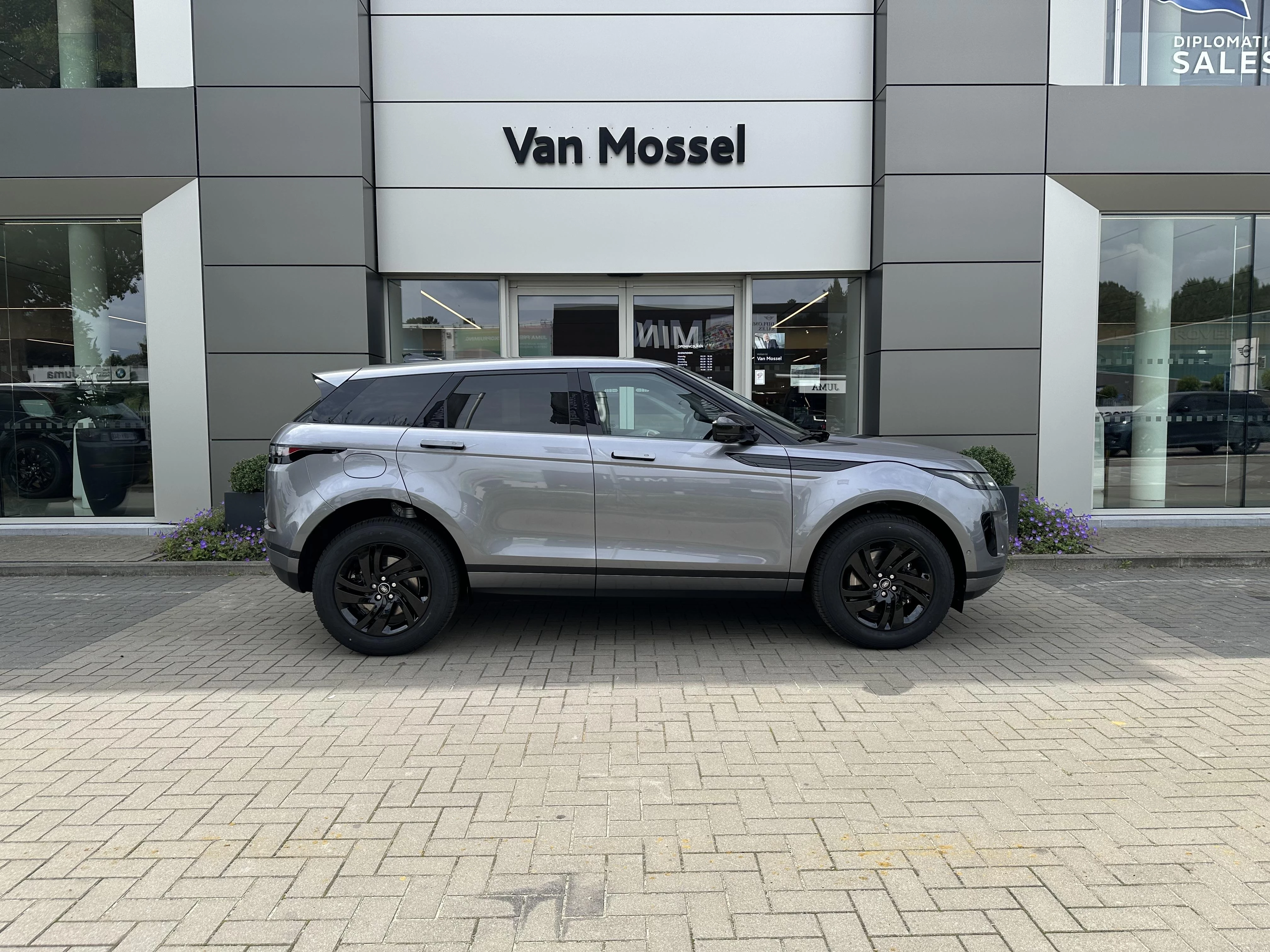 Land Rover Range Rover Evoque P270e S AWD Auto. 26MY