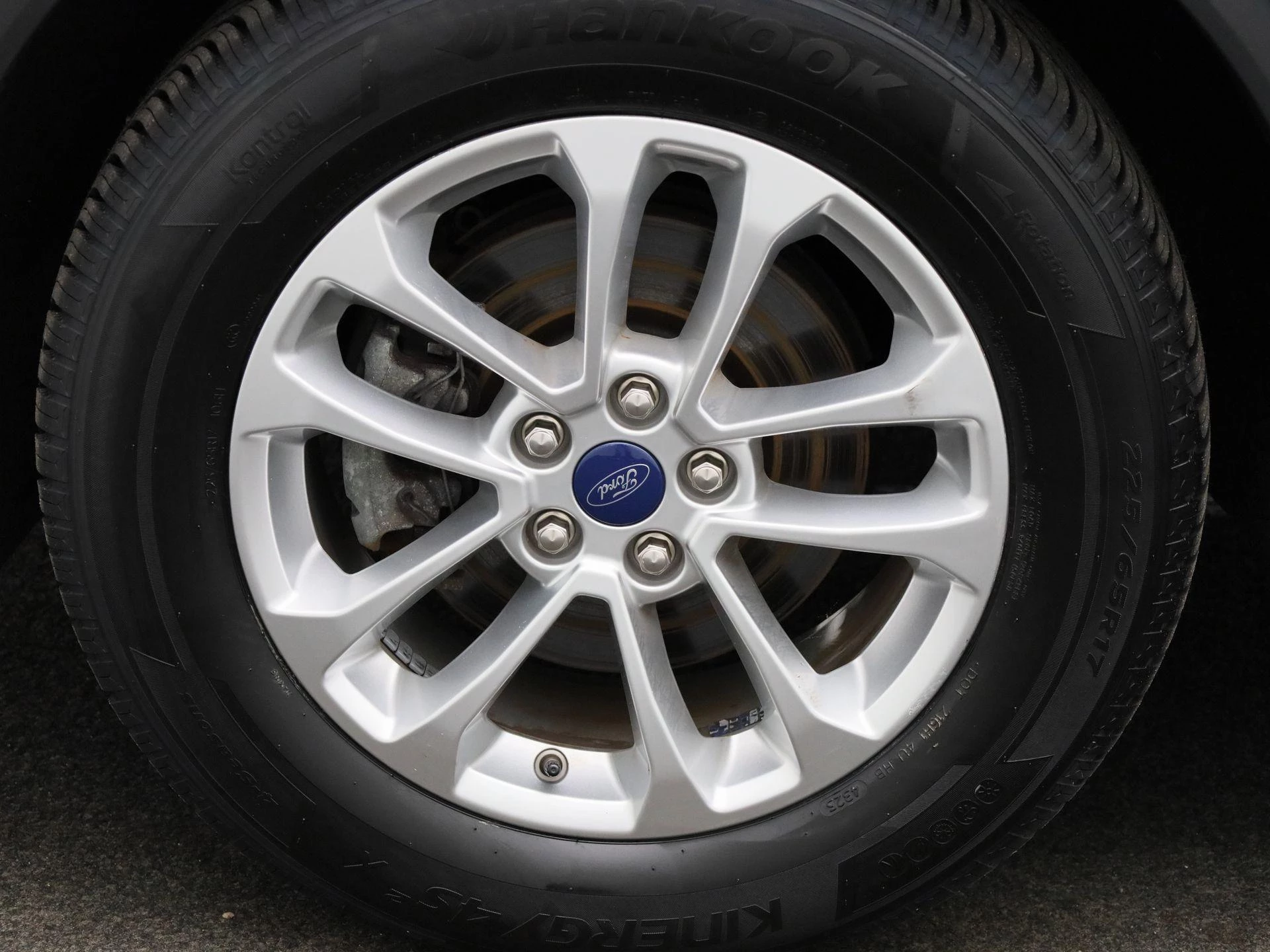 Ford-Kuga-image-13