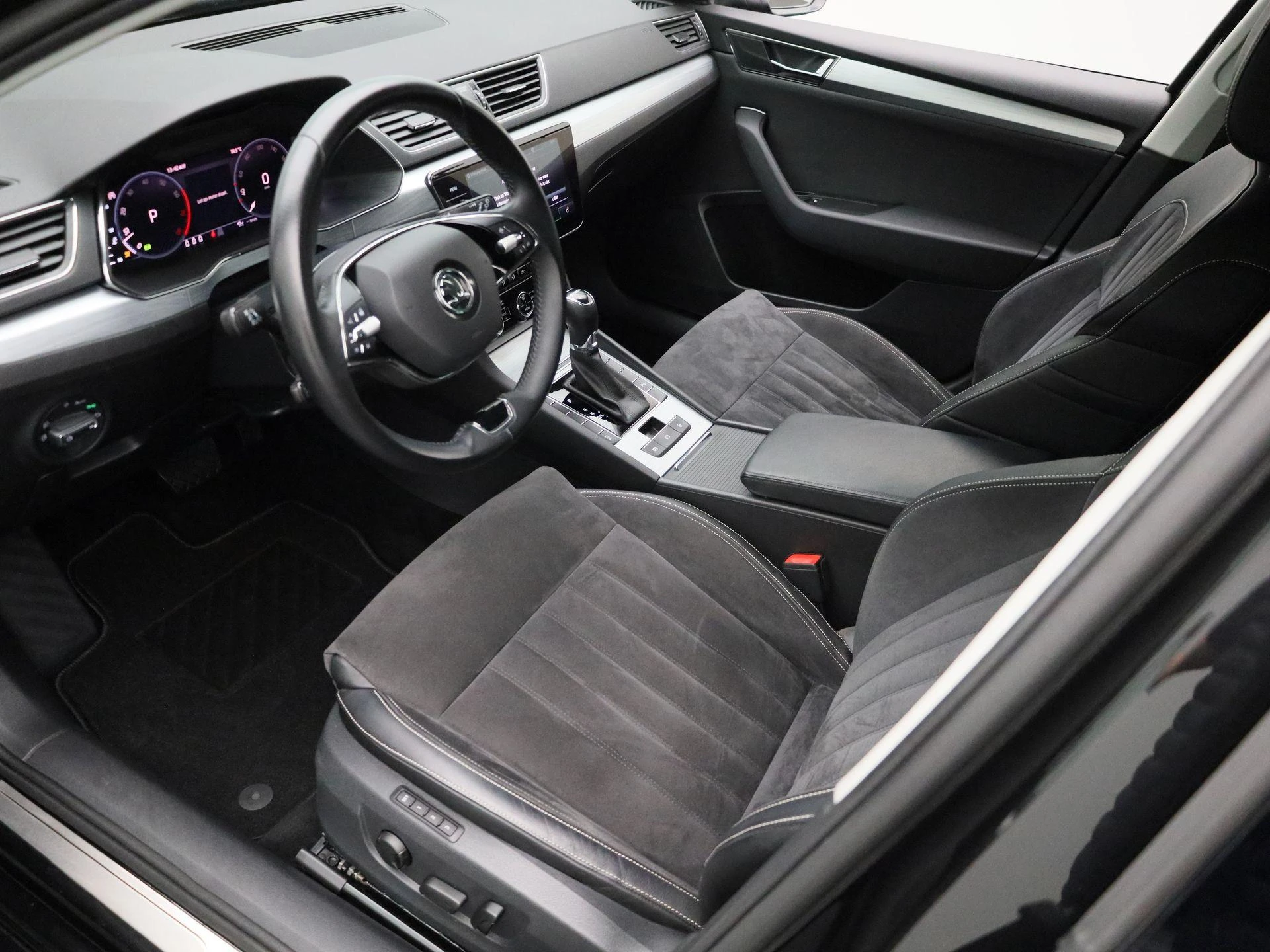 Škoda-Superb-image-18