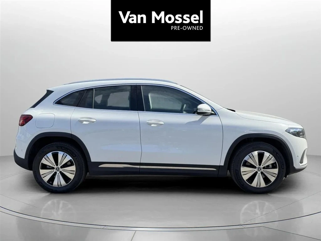 Mercedes-Benz-EQA-image-3