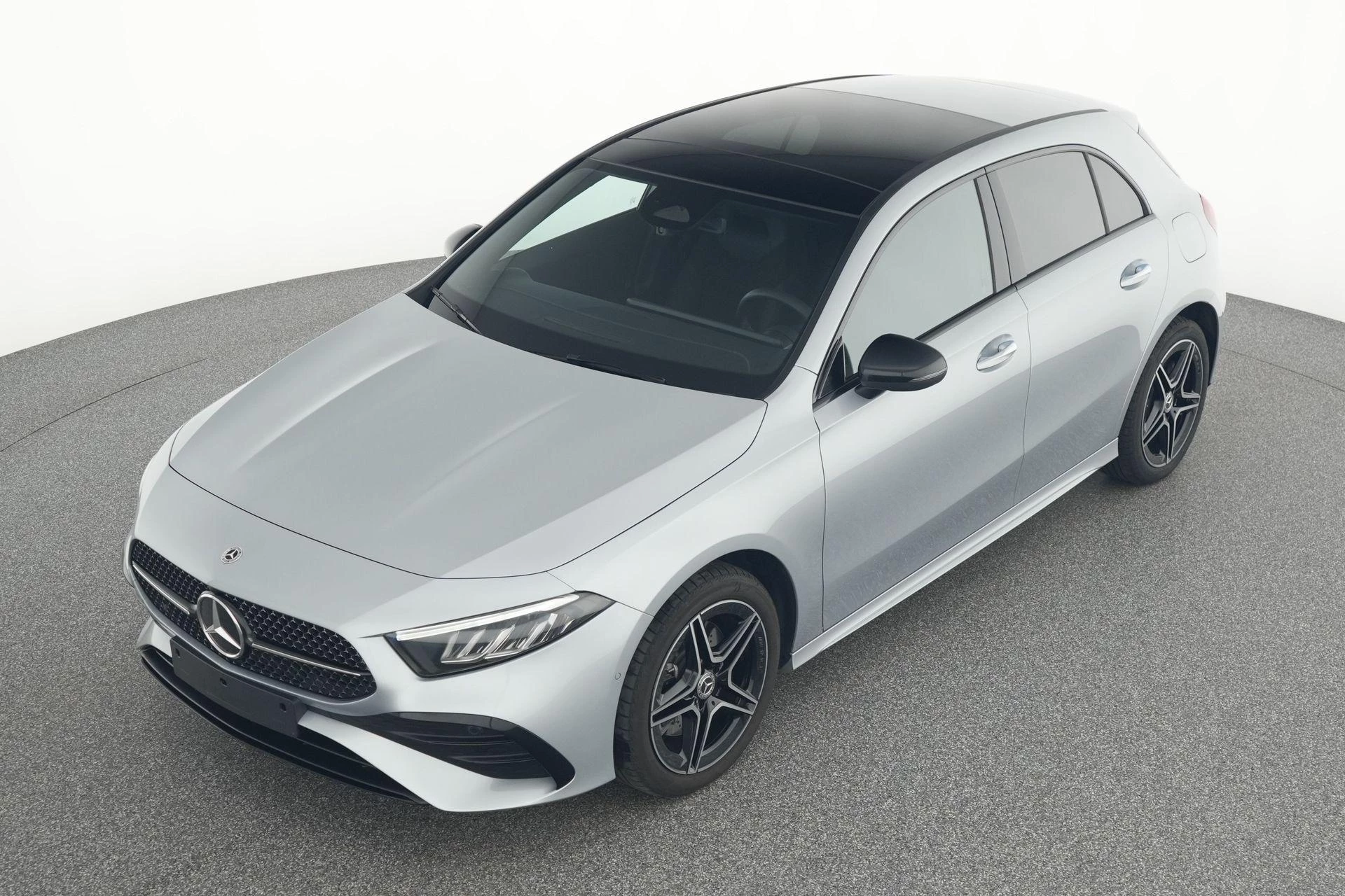 Mercedes-Benz A-Klasse 250 e AMG Line + PANO DAK + NIGHTPAKKET + CARPLAY +