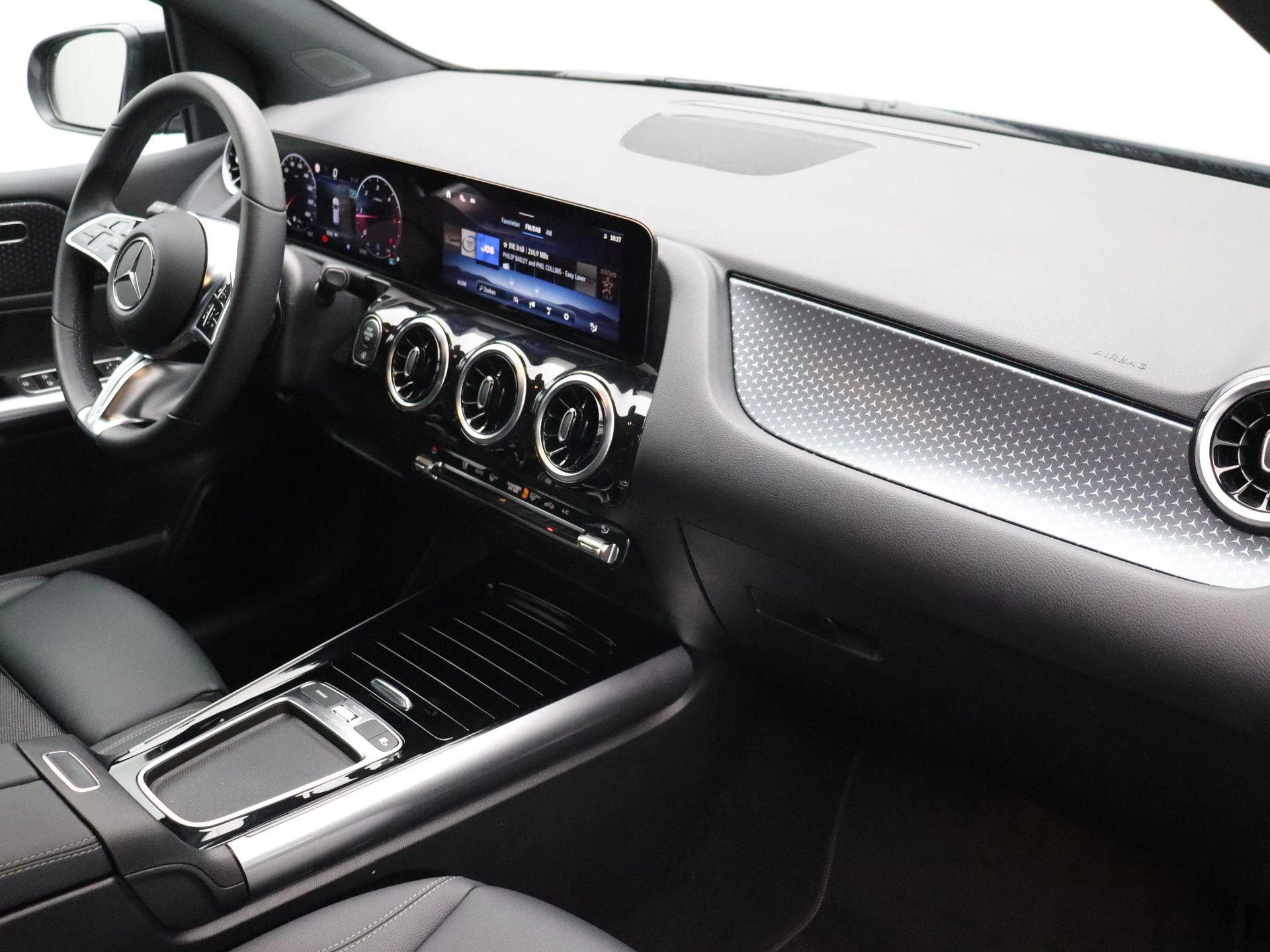 Mercedes-Benz B-Klasse 180 d Business Line + CARPLAY + LED + CAMERA +