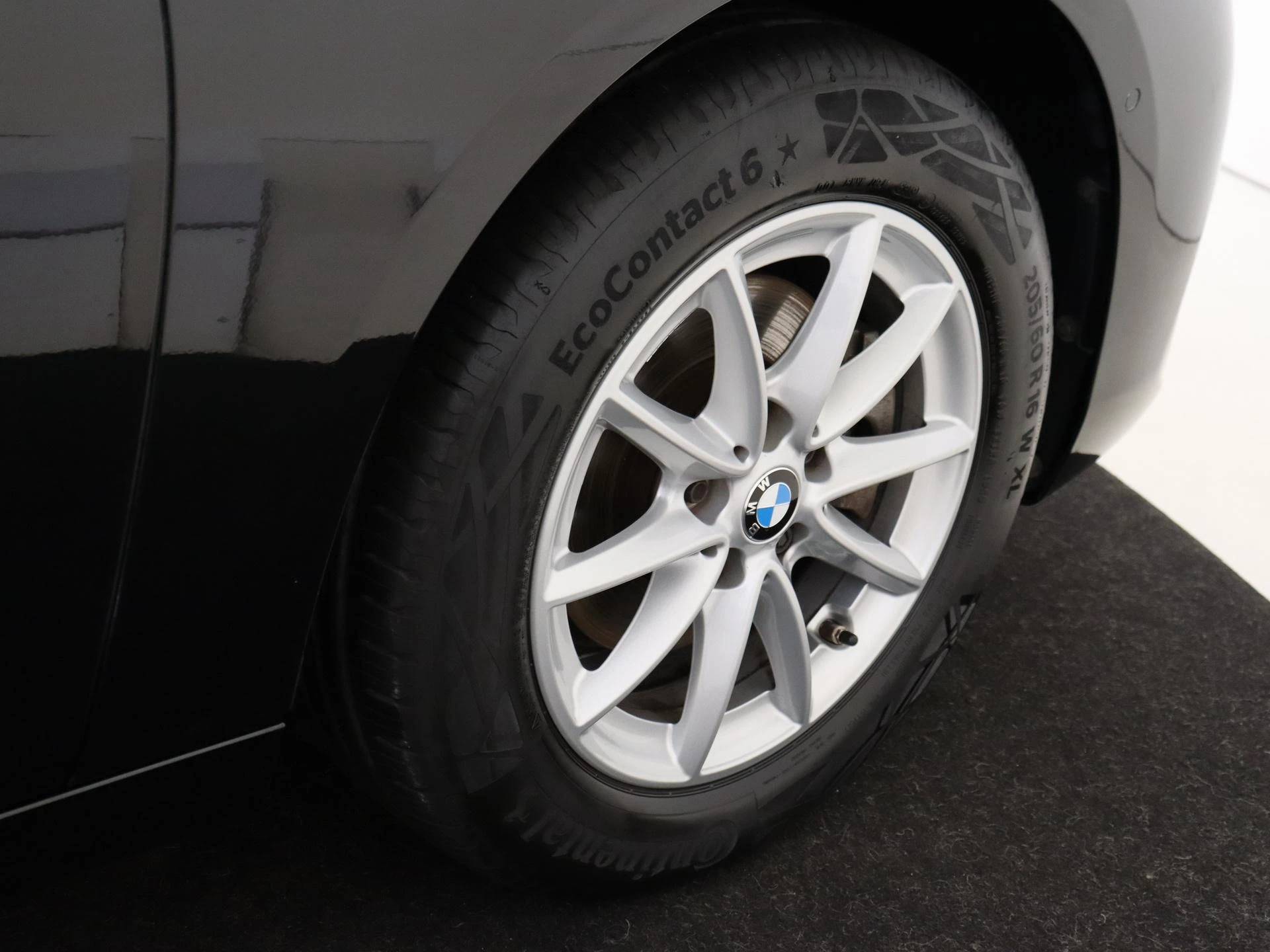 BMW-2 Serie-image-26