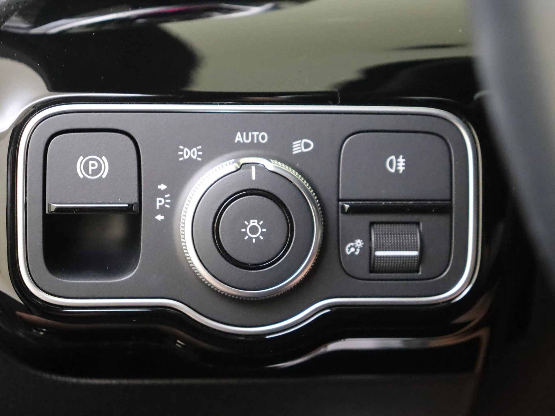 Mercedes-Benz-A-Klasse-image-24