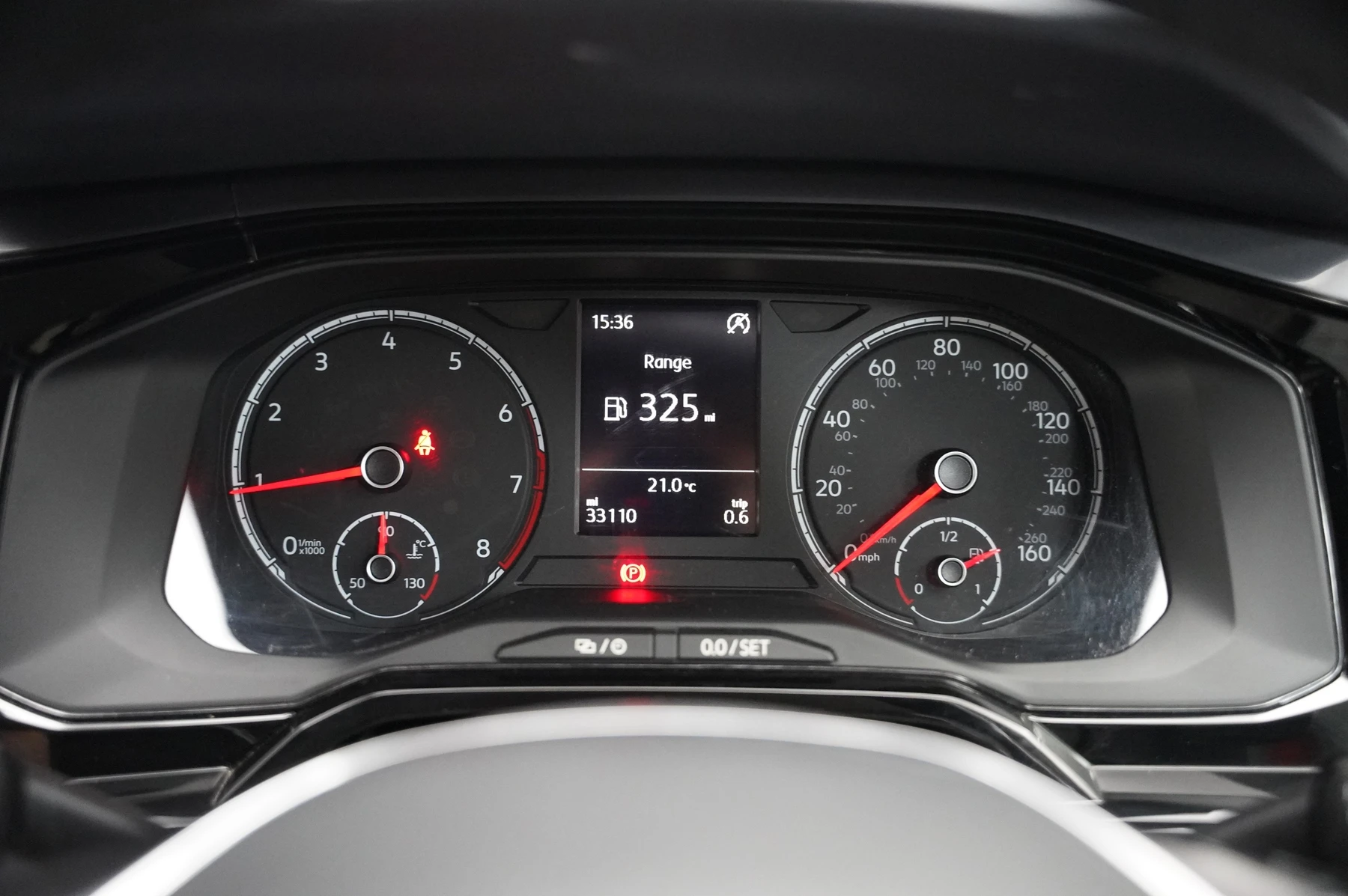 Volkswagen-Polo-image-7