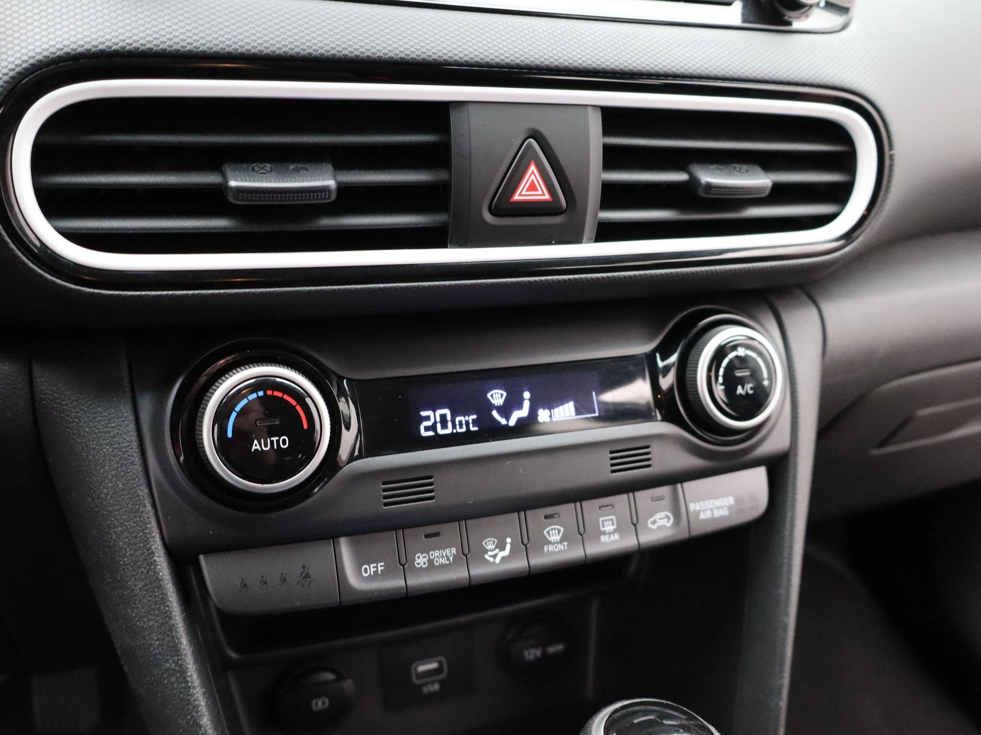 Hyundai-Kona-image-19