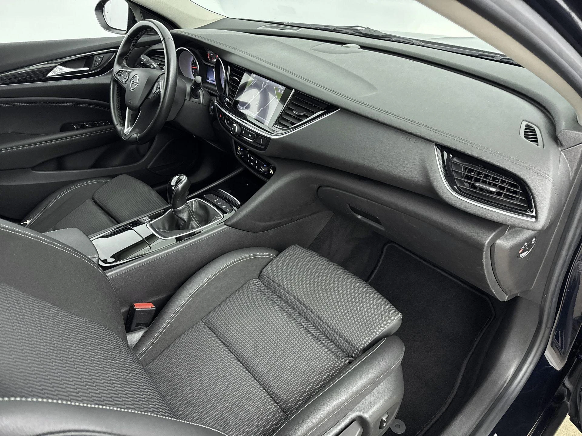 Opel-Insignia-image-15