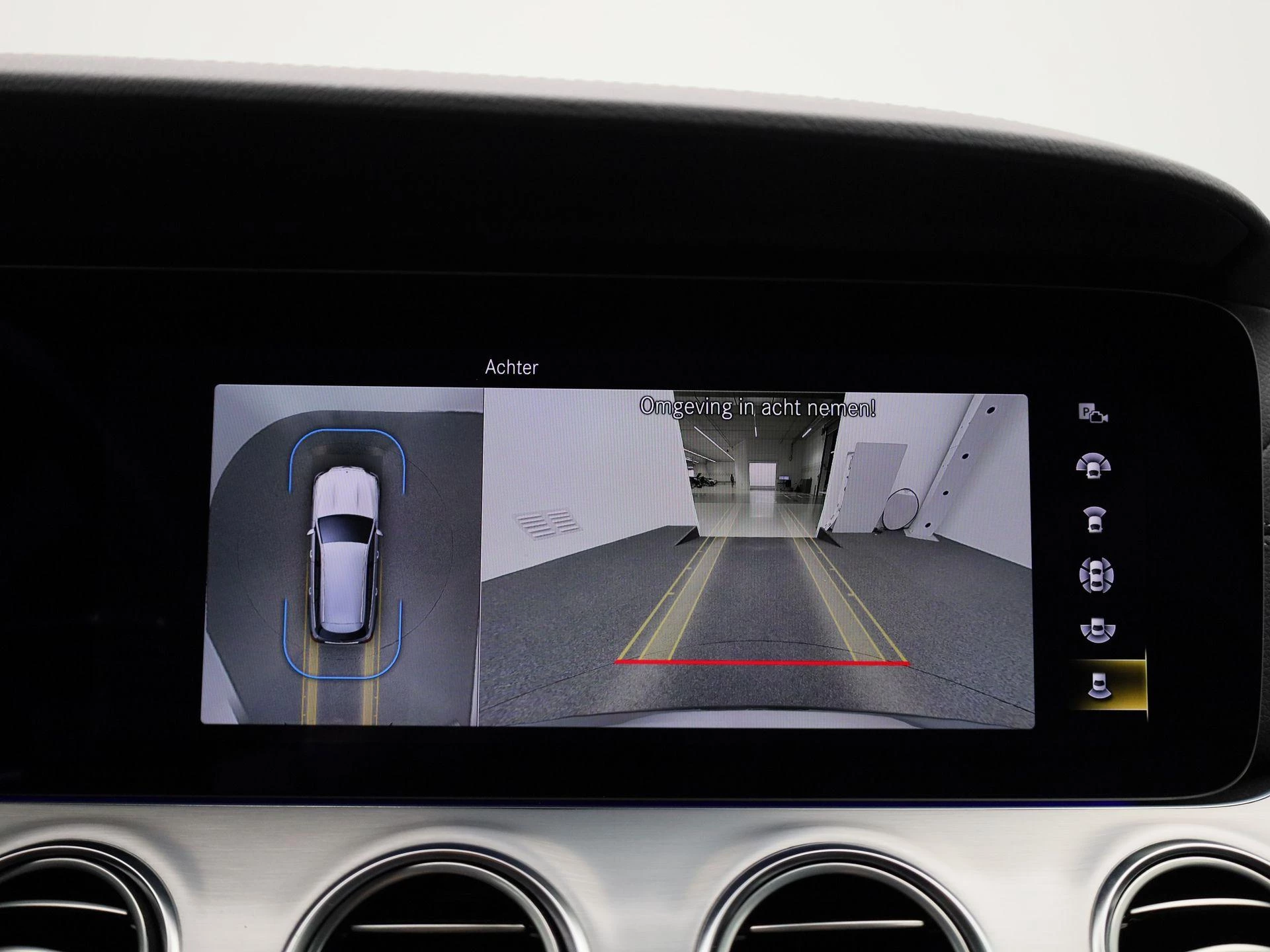 Mercedes-Benz-Classe E-image-26