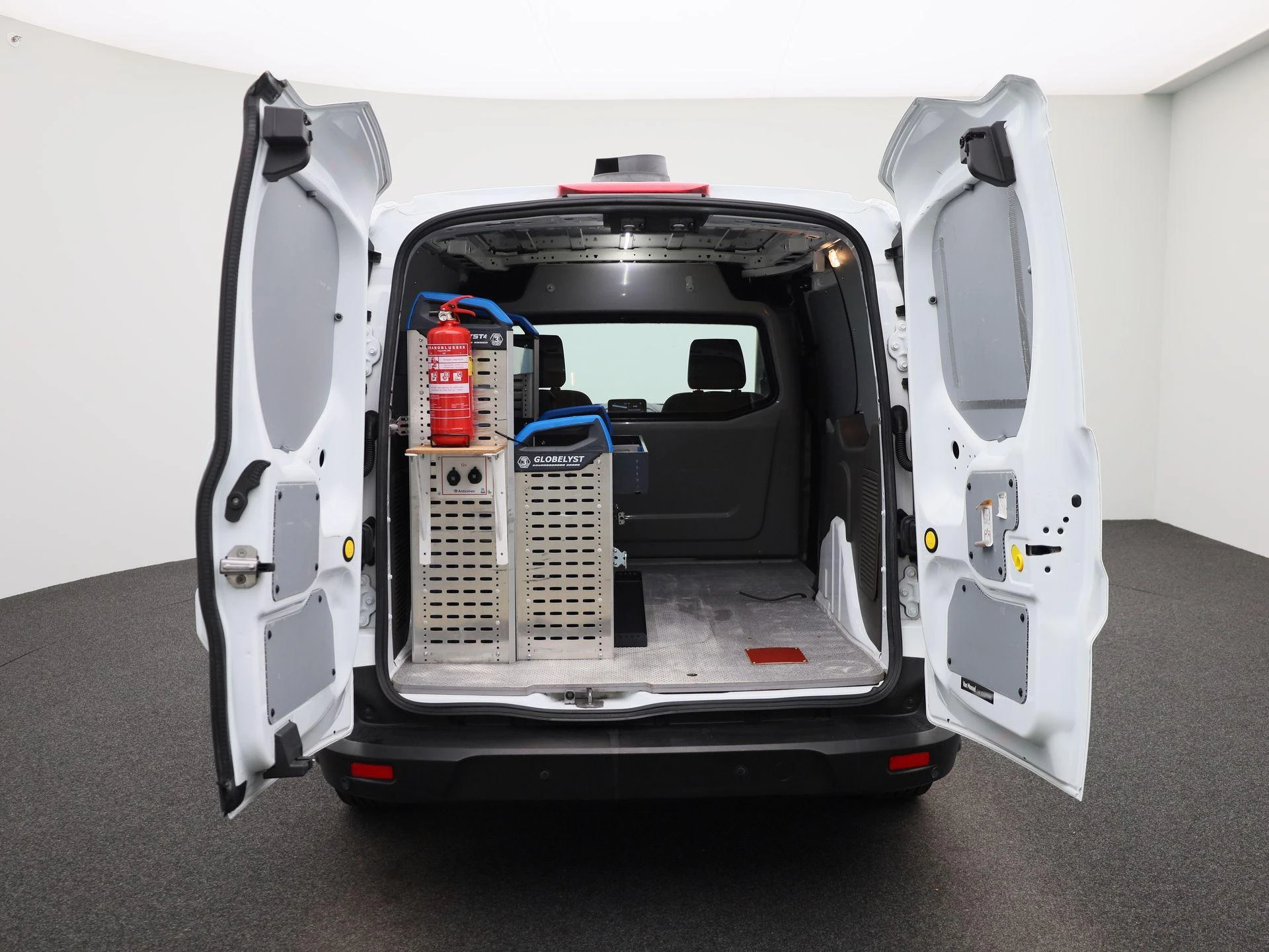 Ford-Transit Connect-image-11