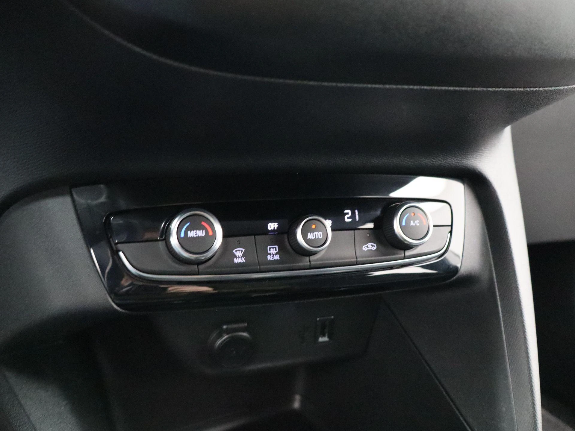 Opel-Corsa-e-image-21