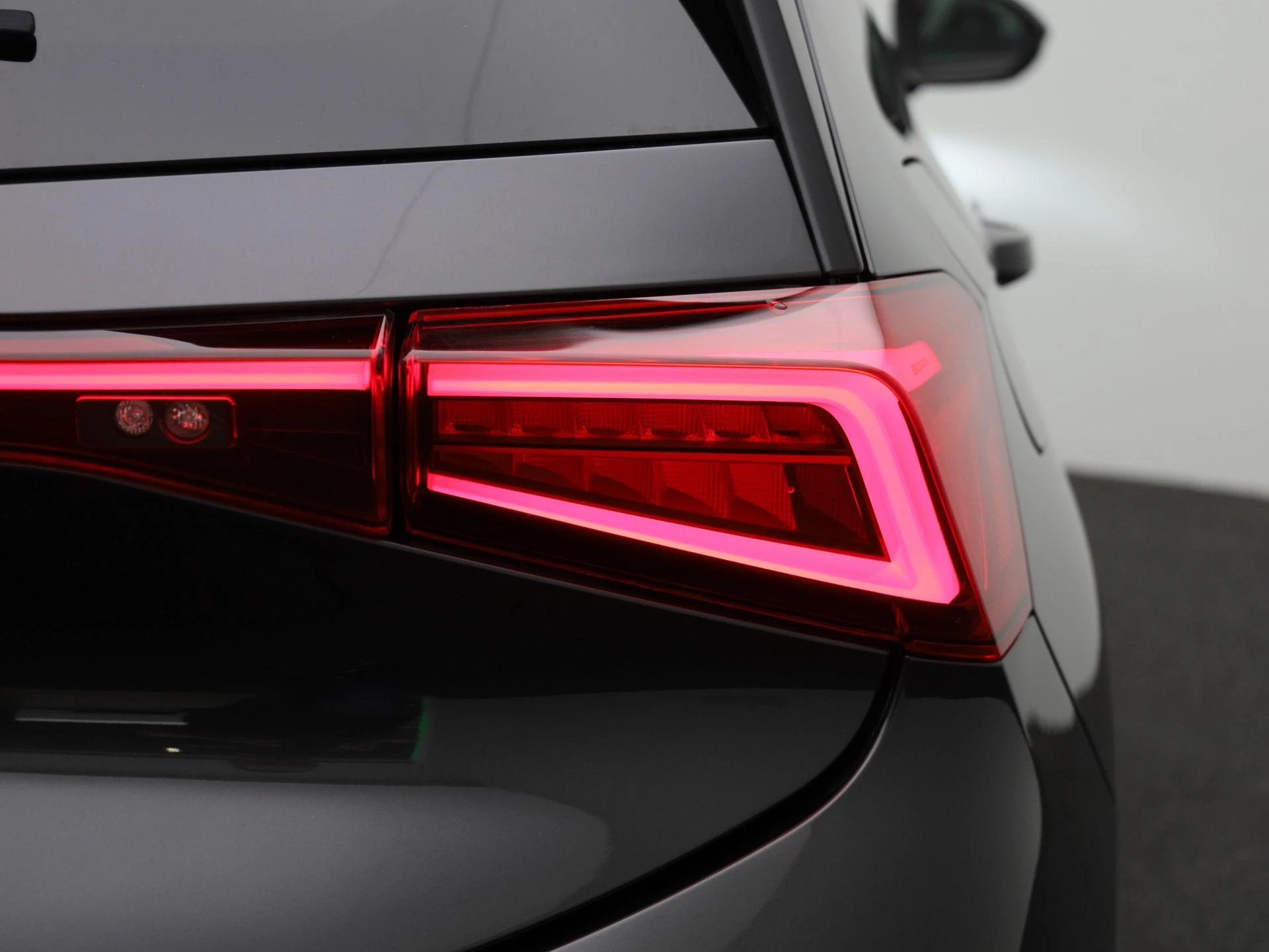 CUPRA Born Adrenaline 62 kWh