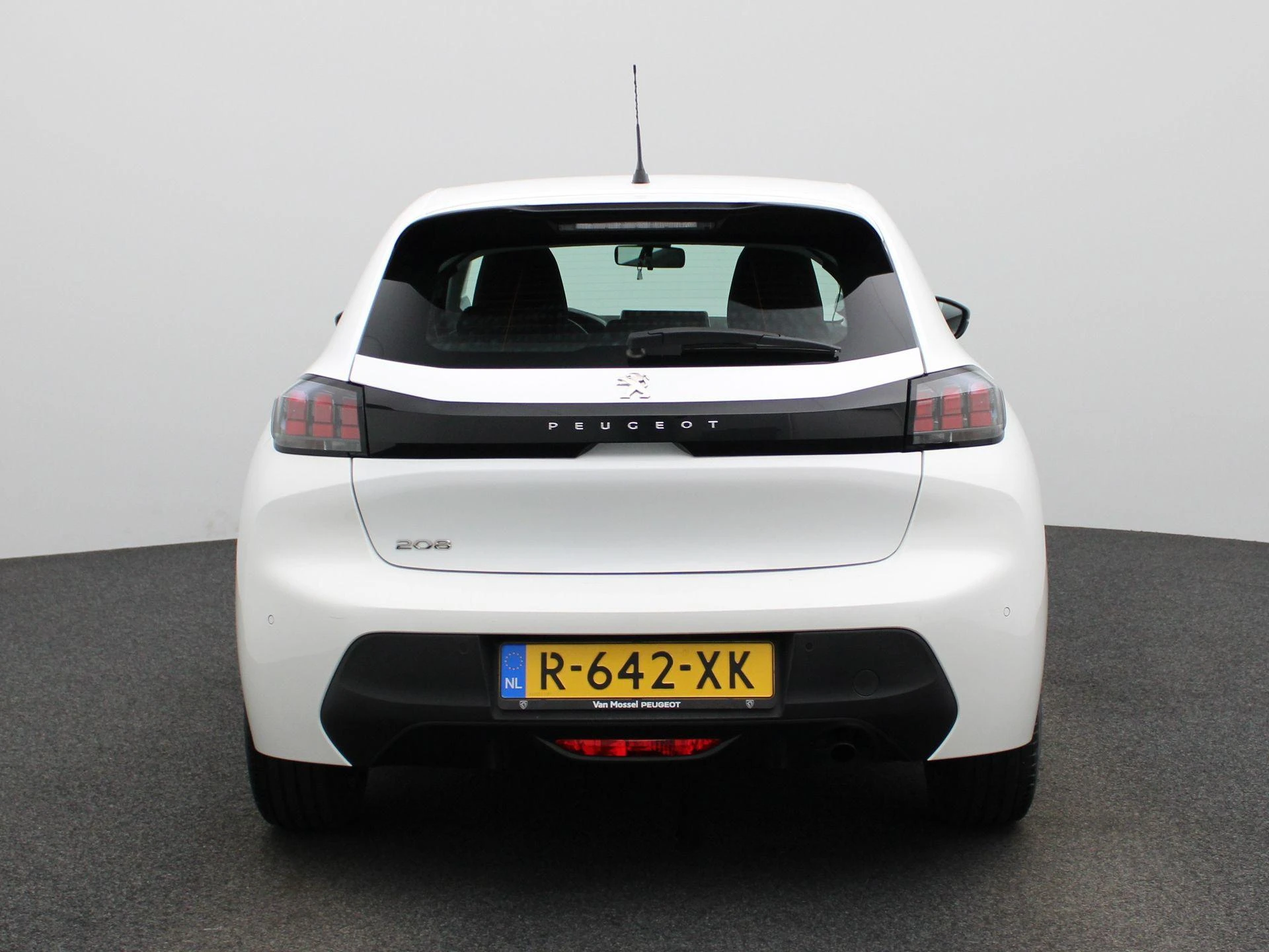 Peugeot-208-image-4