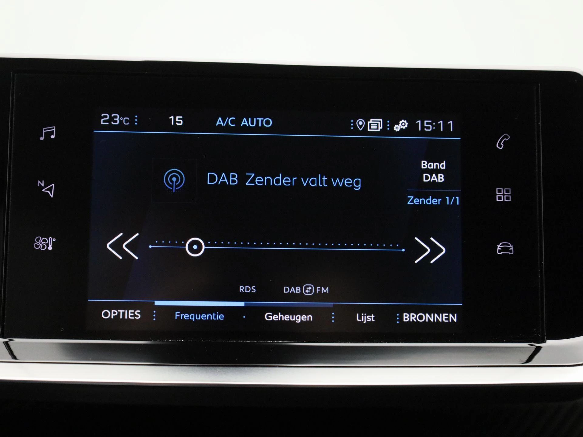 Peugeot-2008-image-13
