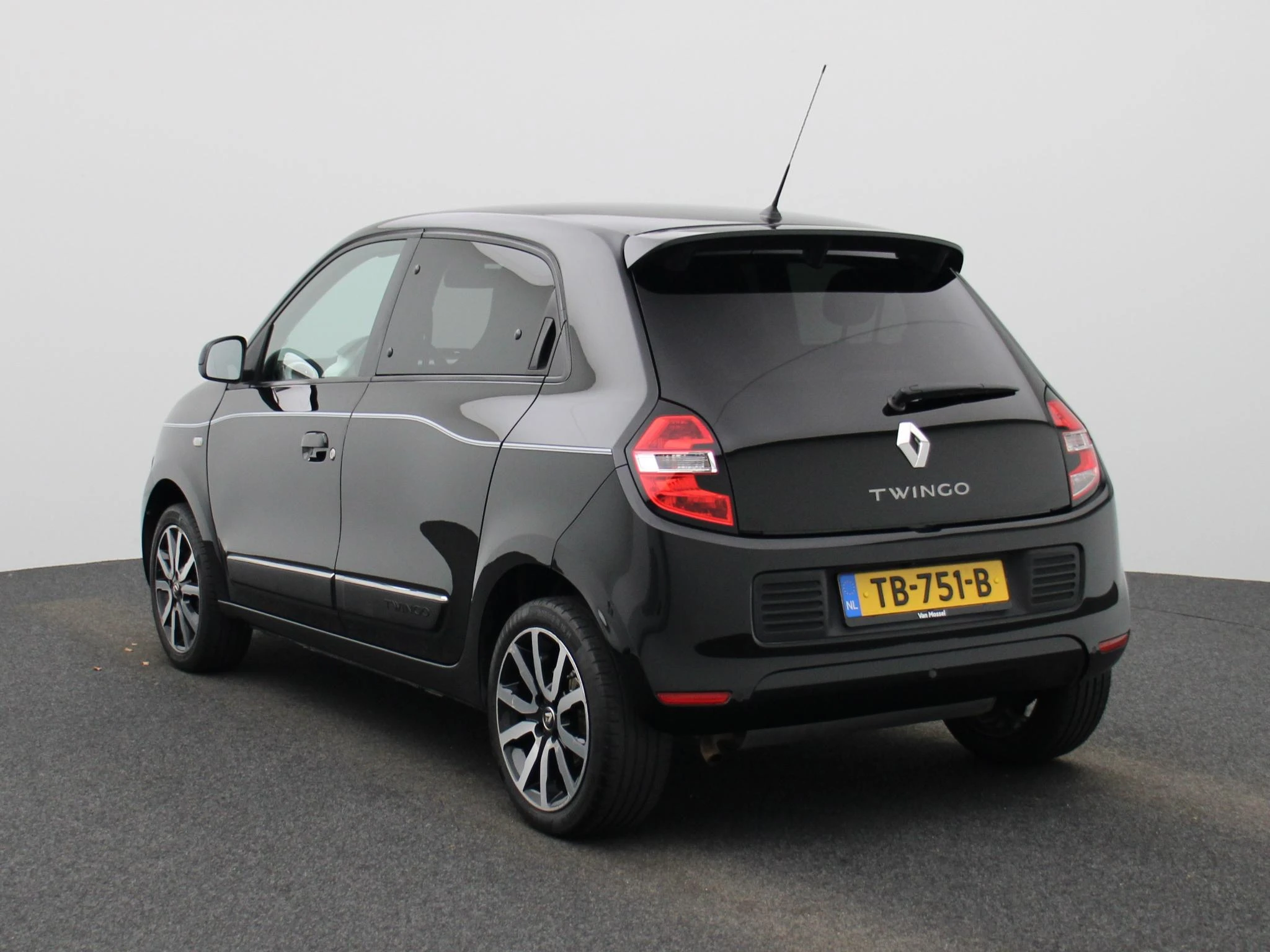 Renault-Twingo-image-1