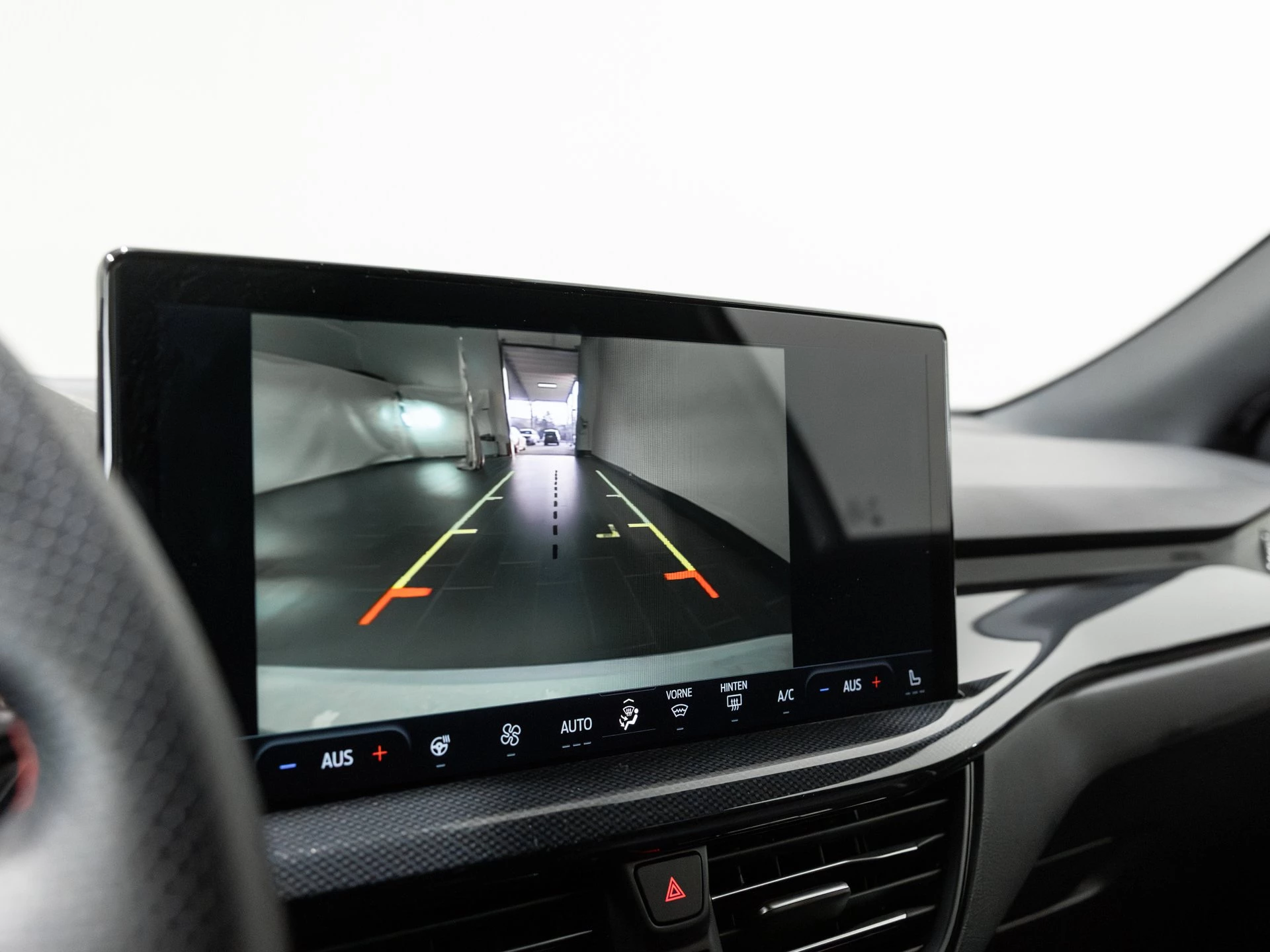 Ford Focus ST-Line X Turnier LED AHK ACC RFK GJR SHZ