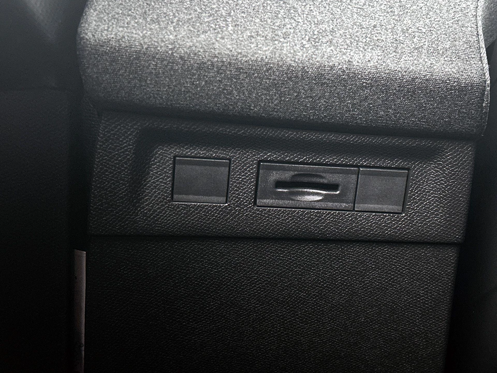 Opel-Grandland-image-13