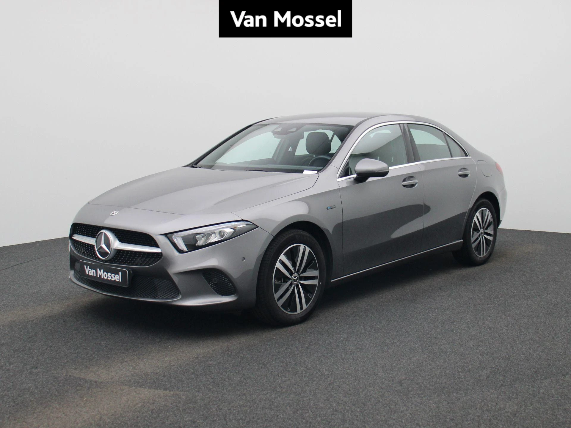 Mercedes-Benz-A-Klasse-image-0