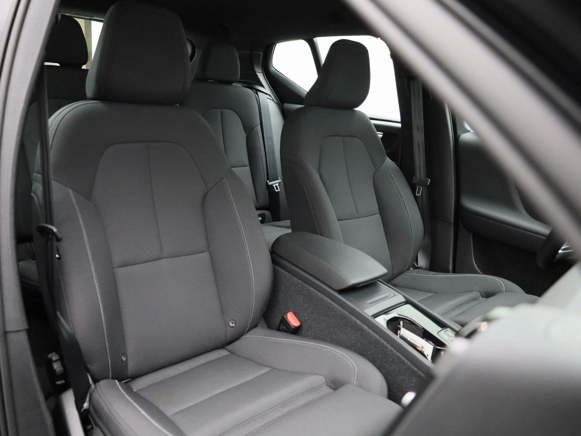 Volvo-XC40-image-32