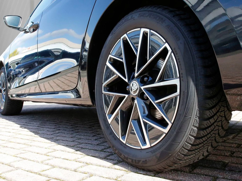 Škoda Octavia Combi 2.0 TDI DSG Selection '17 Pano LED MATRIX