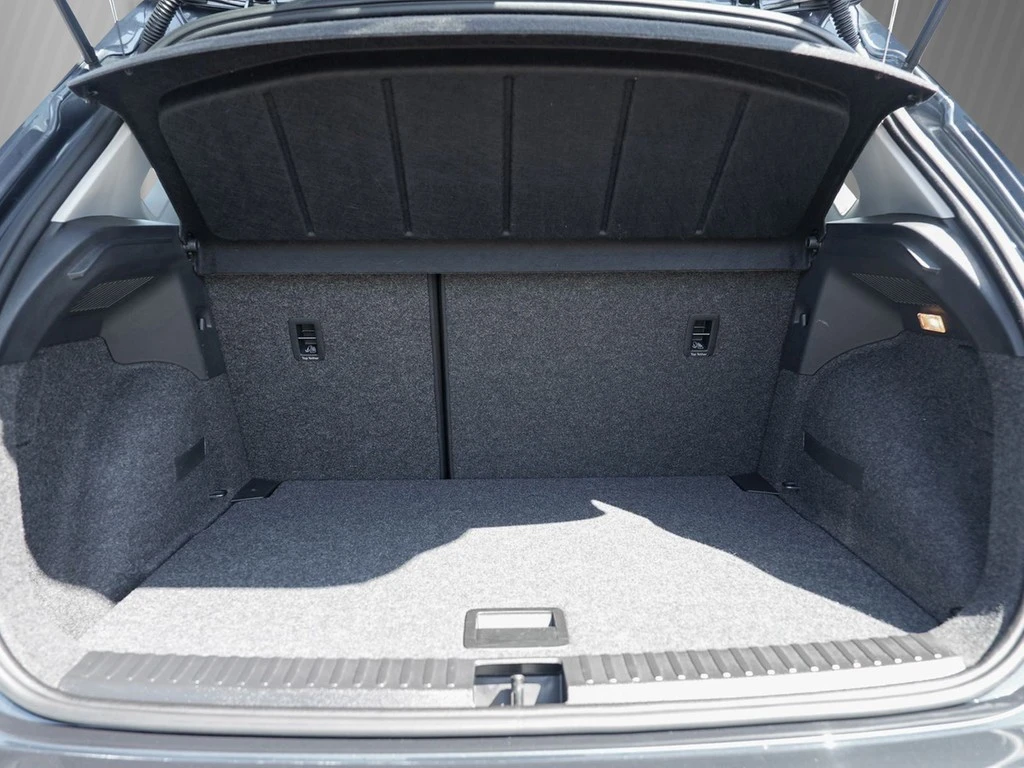 SEAT-Arona-image-5
