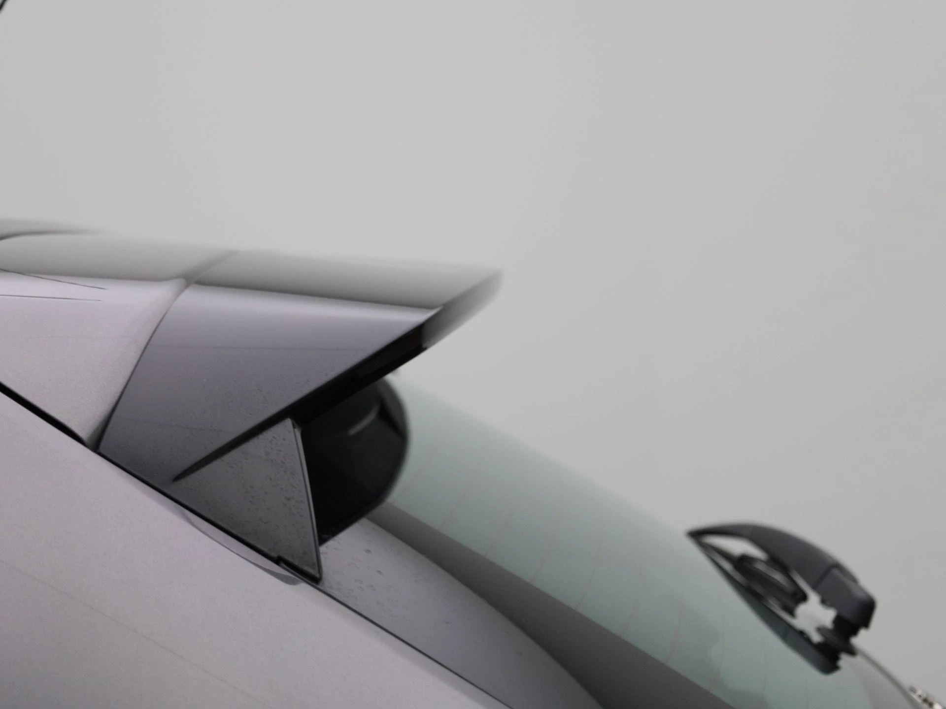 Peugeot-208-image-35