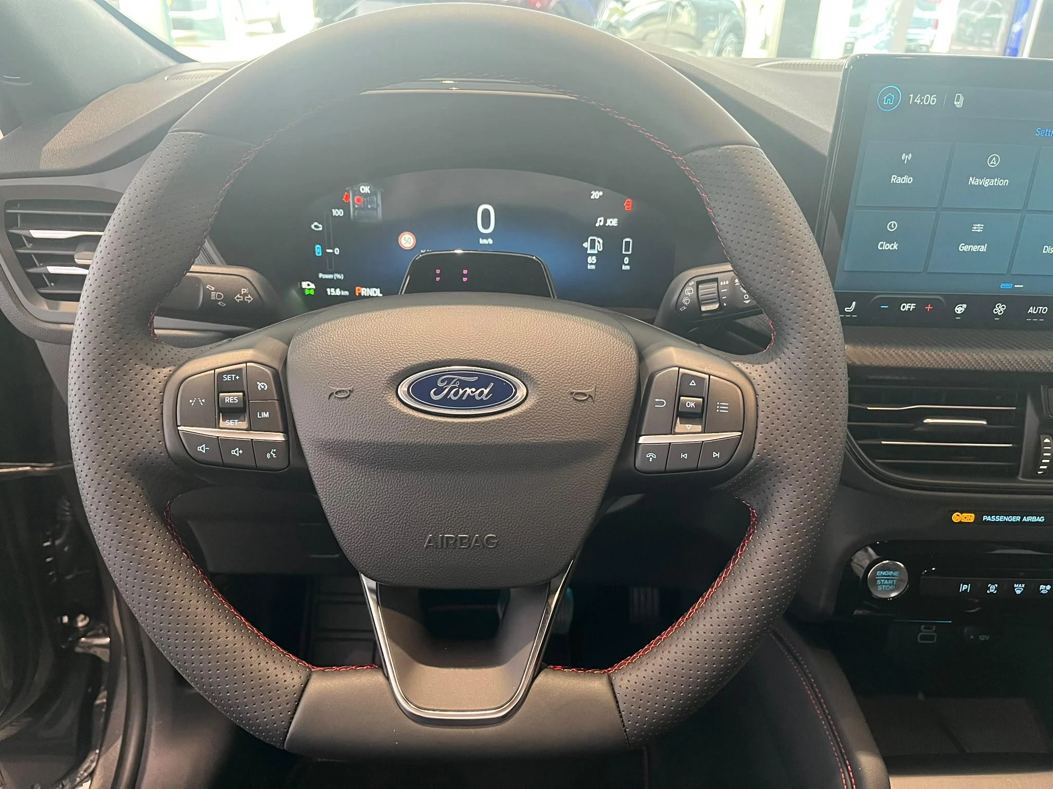 Ford-Kuga-image-8