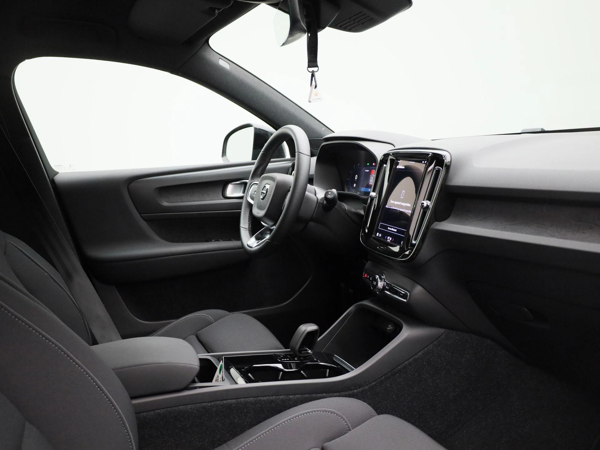 Volvo-XC40-image-31