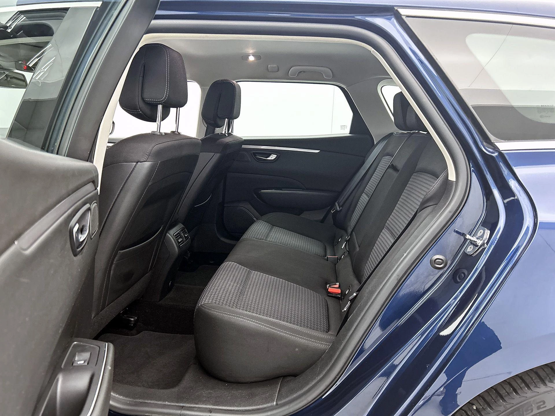 Renault-Talisman-image-26