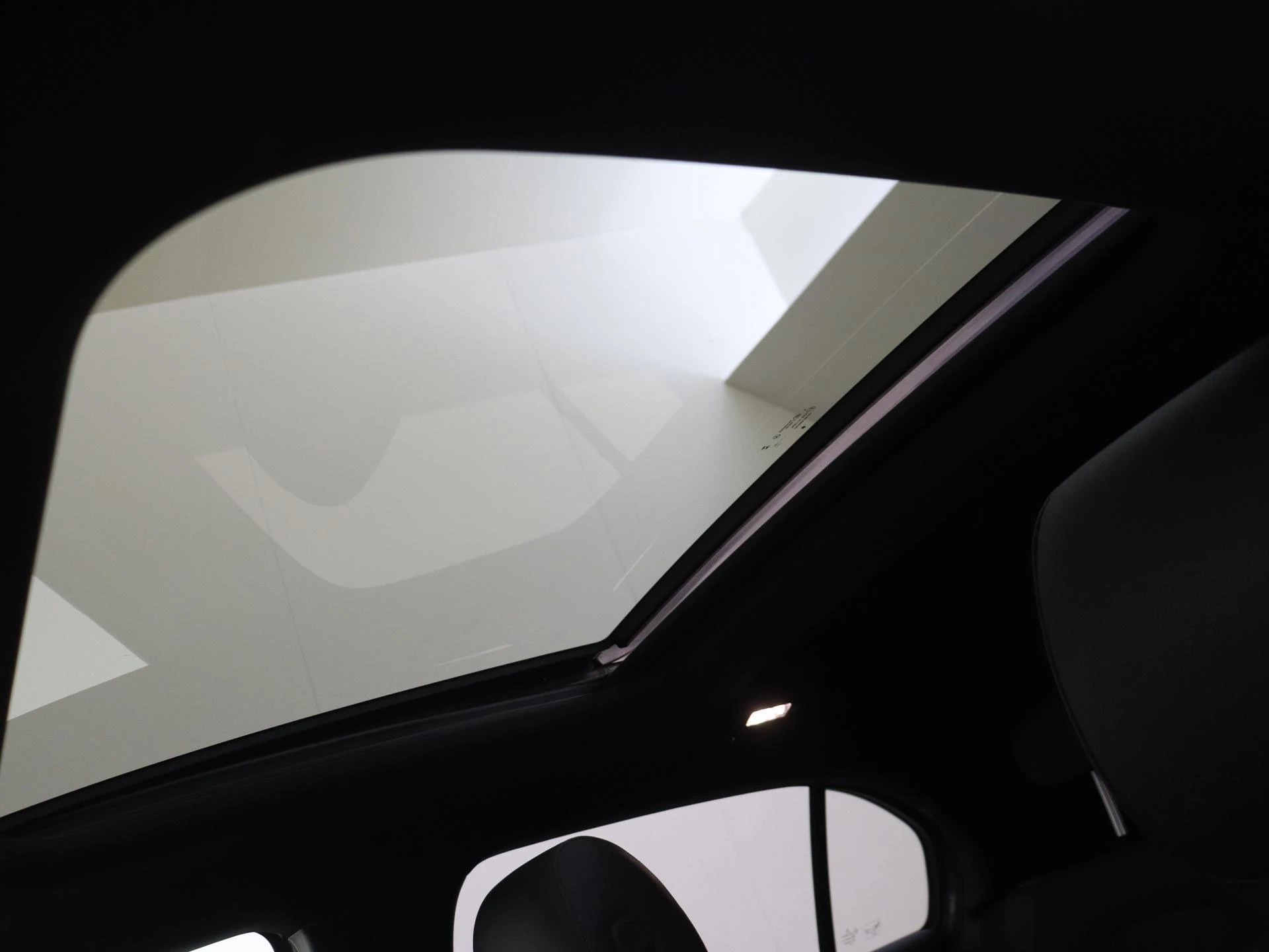 Mercedes-Benz-A-Klasse-image-27