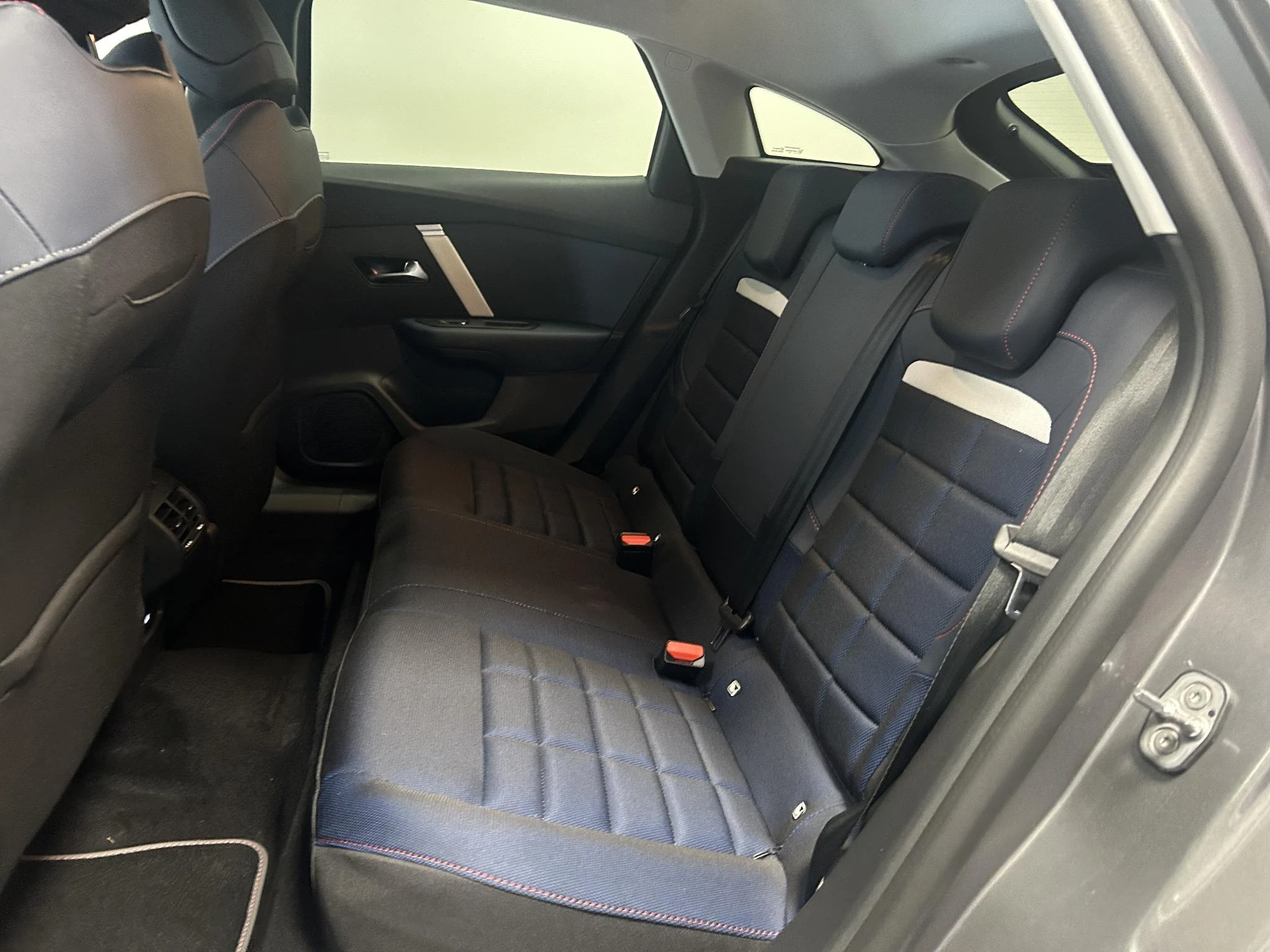 Citroën-ë-C4-image-17