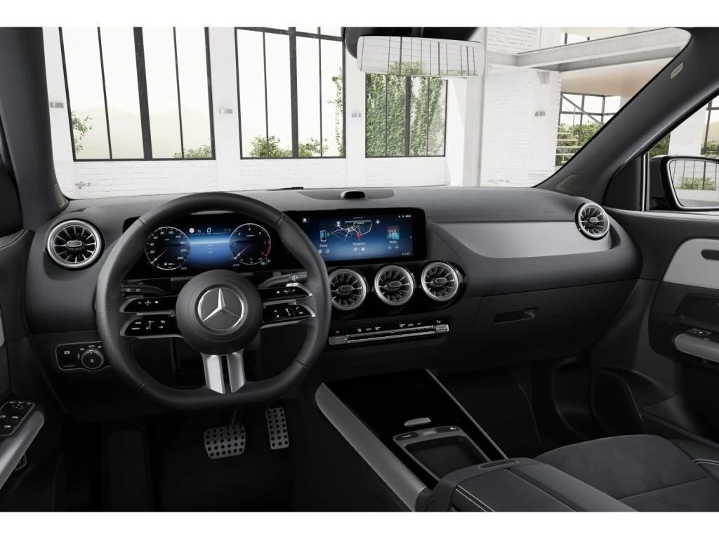 Mercedes-Benz-GLA 200 d-image-3