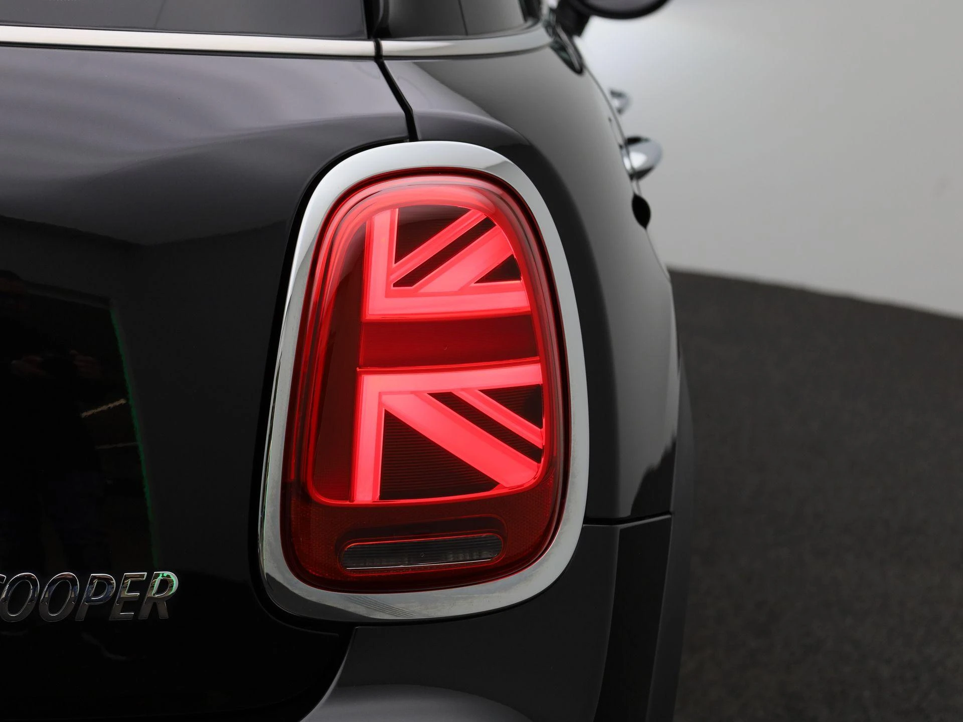 MINI-Cooper-image-34