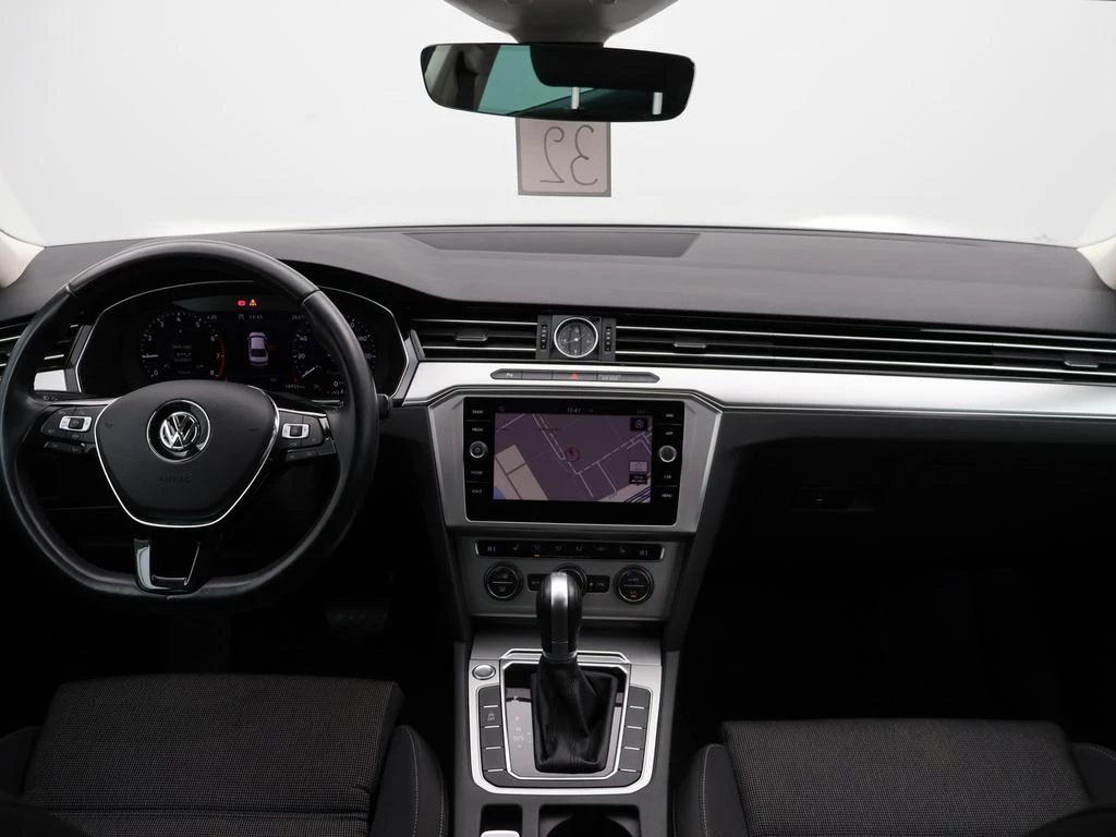 Volkswagen Passat Passat Comfortline 1.5TSI *AUTOMAAT*VIRTUAL COCKPIT*TREKHAAK*NAVI*PDC*ACC*...9