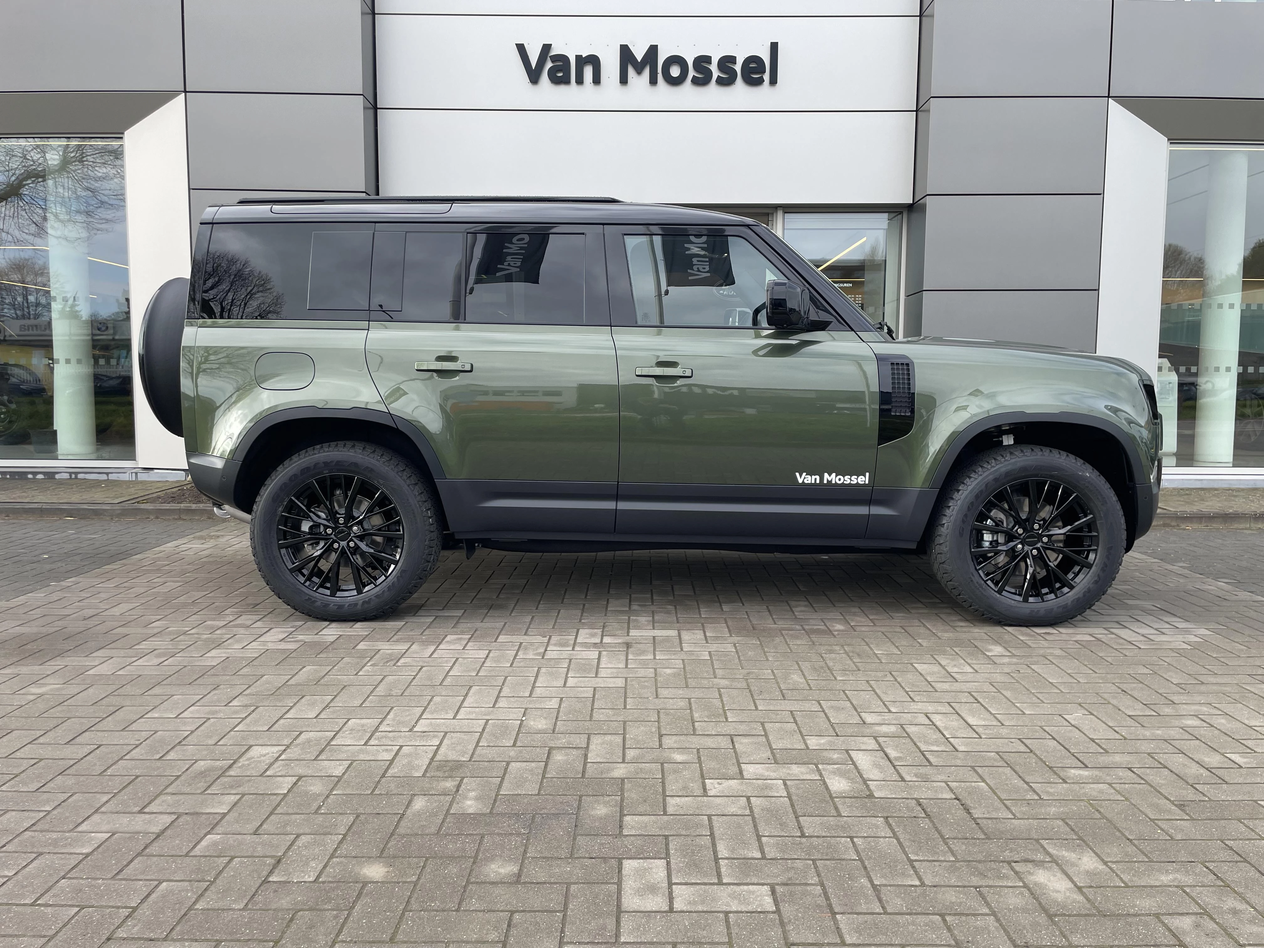 Land Rover Defender 110 D200 S Demo