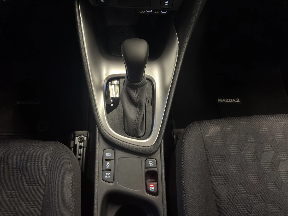 Mazda-2 Hybrid-image-11