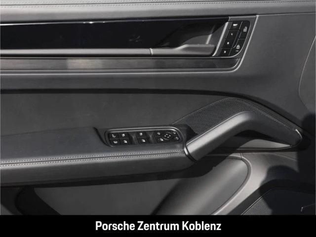 Porsche-Cayenne-image-25