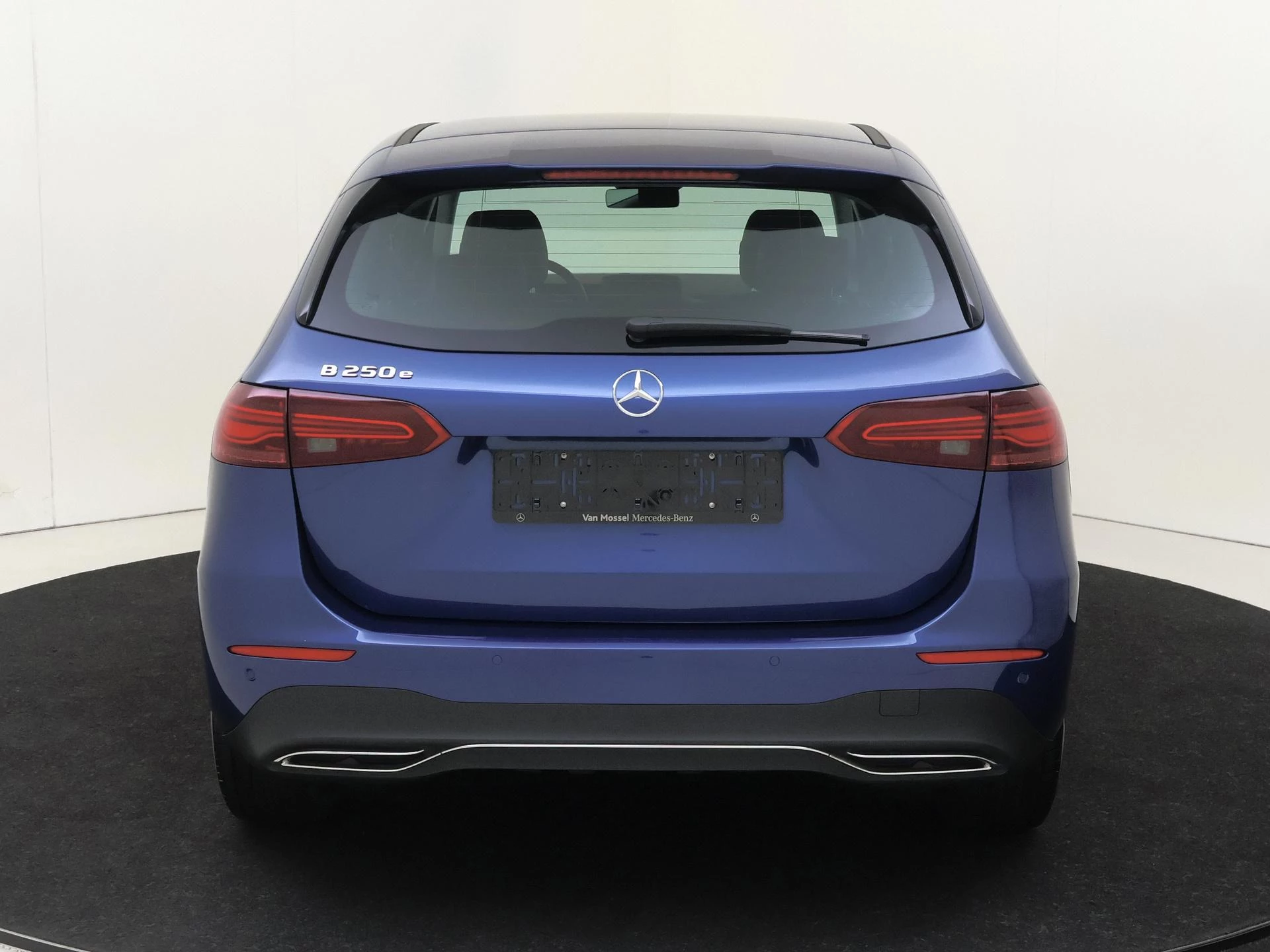 Mercedes-Benz-B-Klasse-image-6