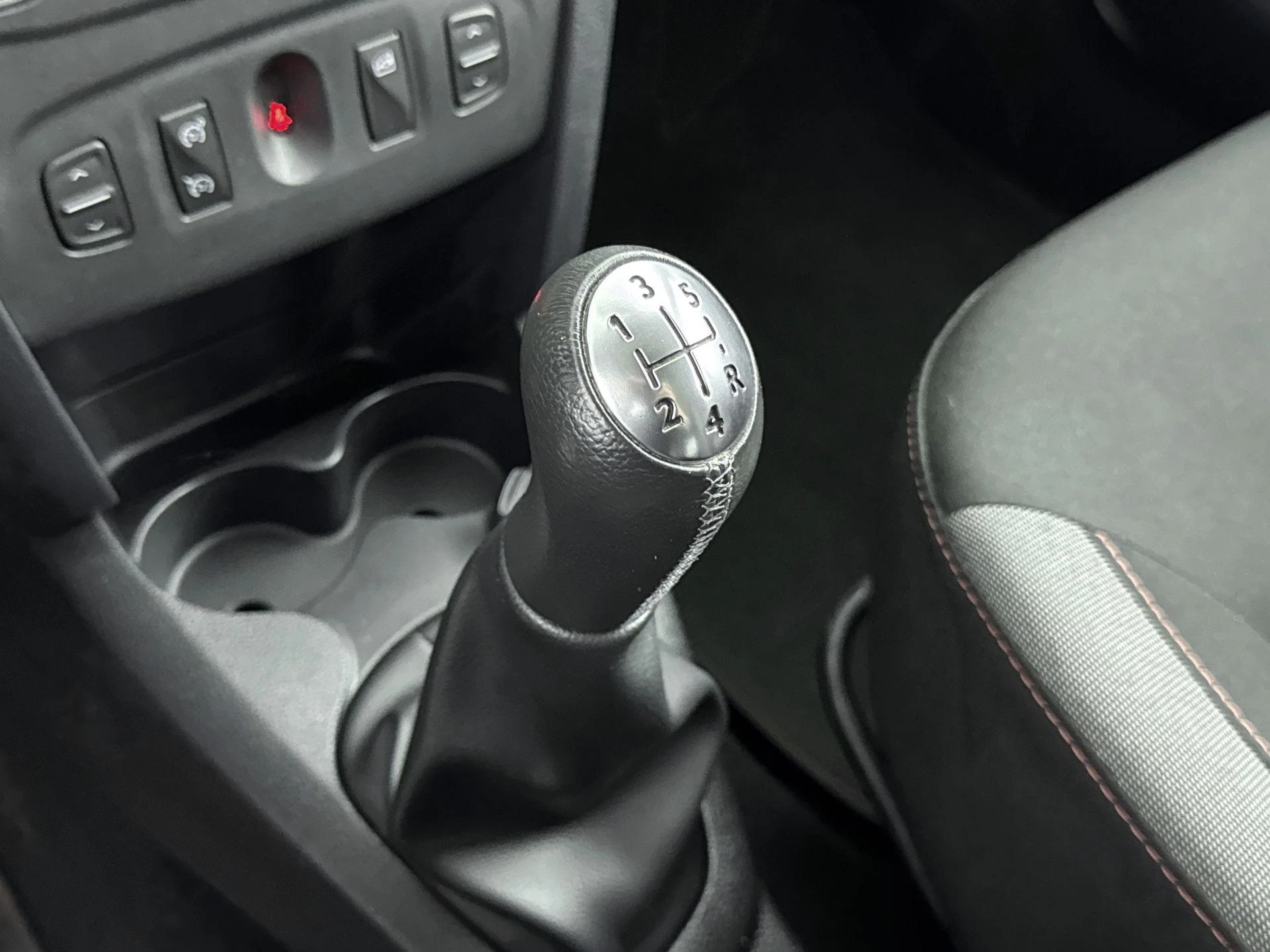 Dacia-Logan-image-20