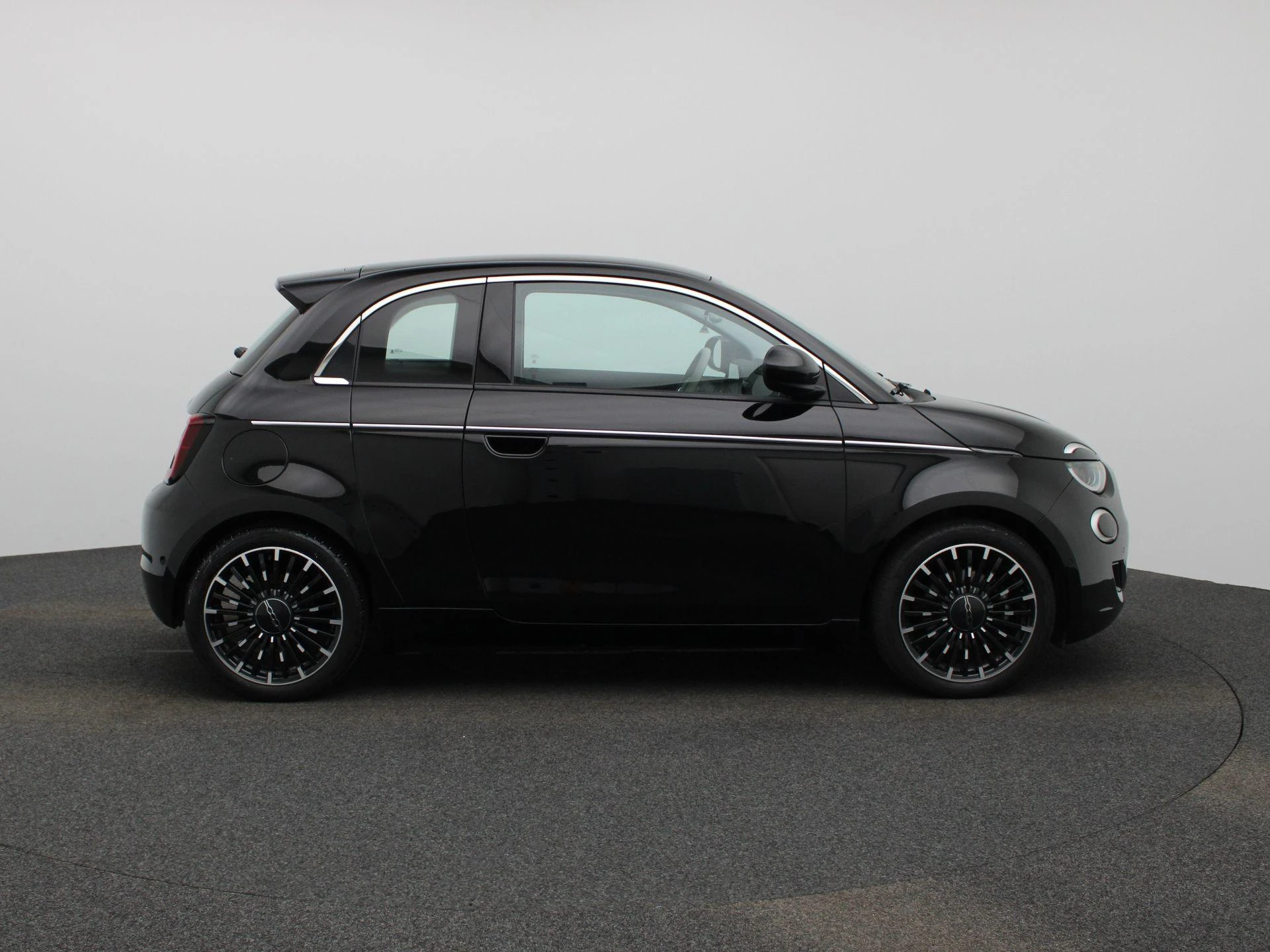 Fiat-500-image-7