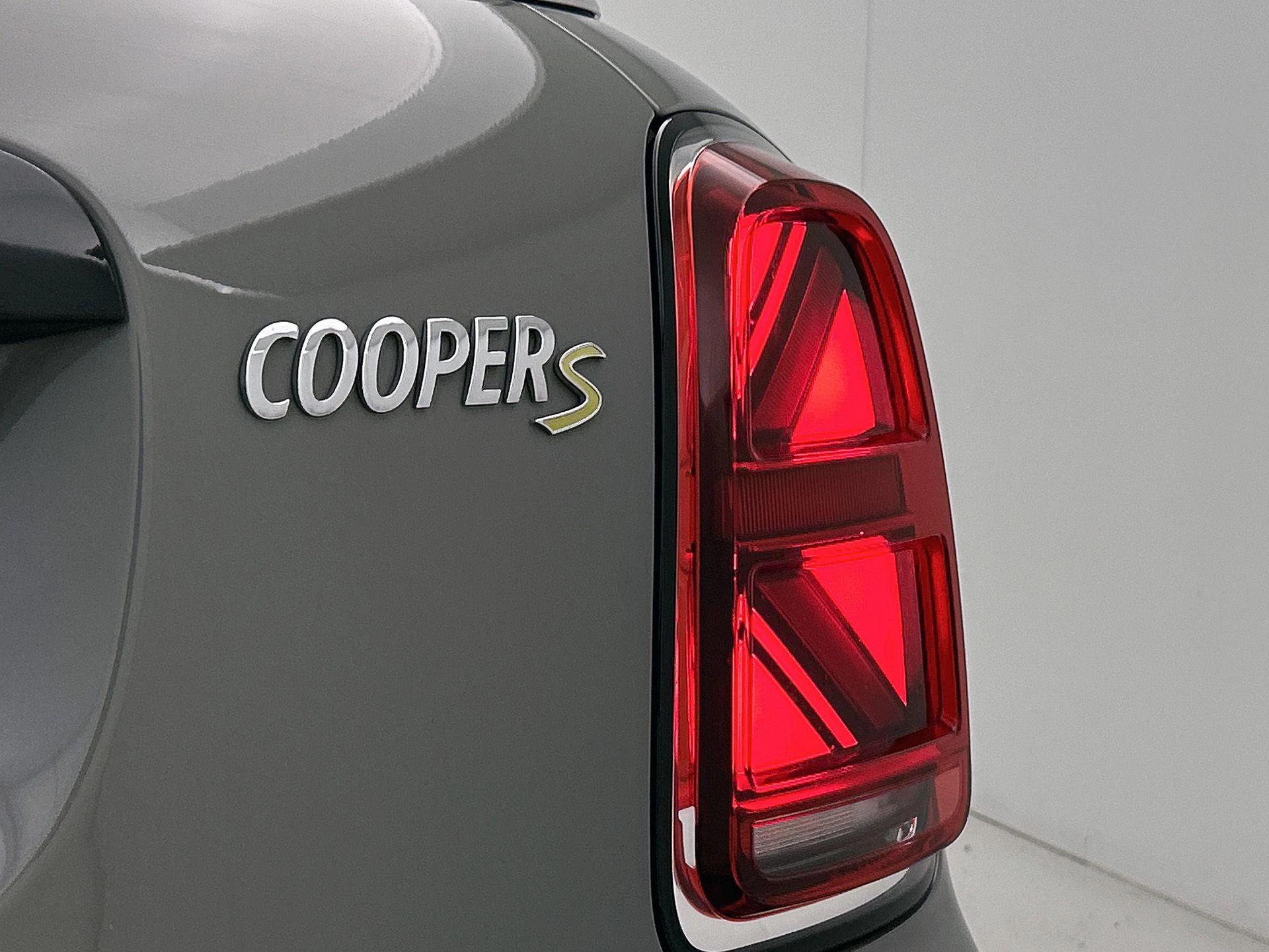 MINI-Countryman-image-19