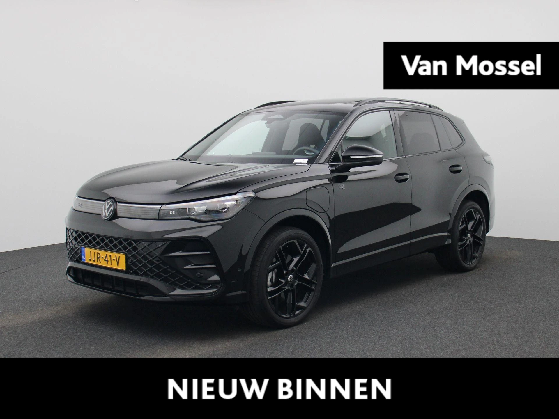 Volkswagen-Tiguan-image-0