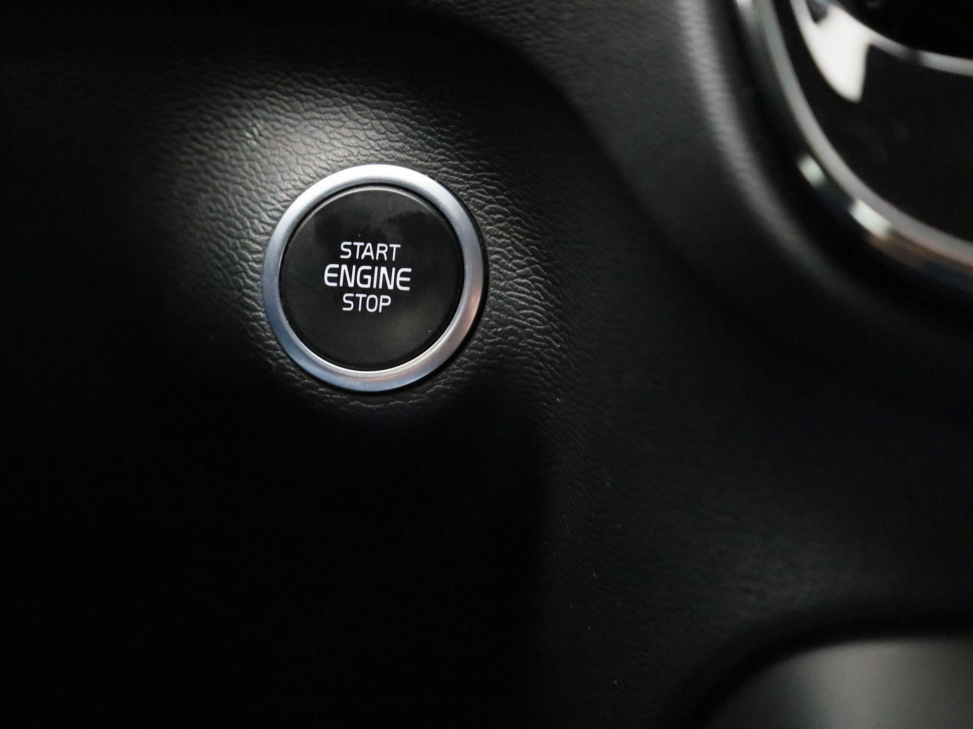 Volvo-XC40-image-20