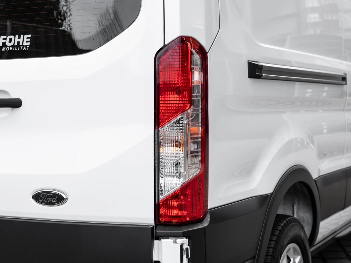 Ford-Transit-image-12