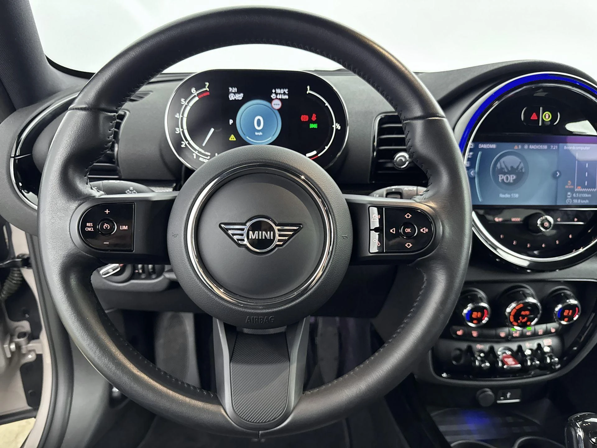 MINI-Clubman-image-9