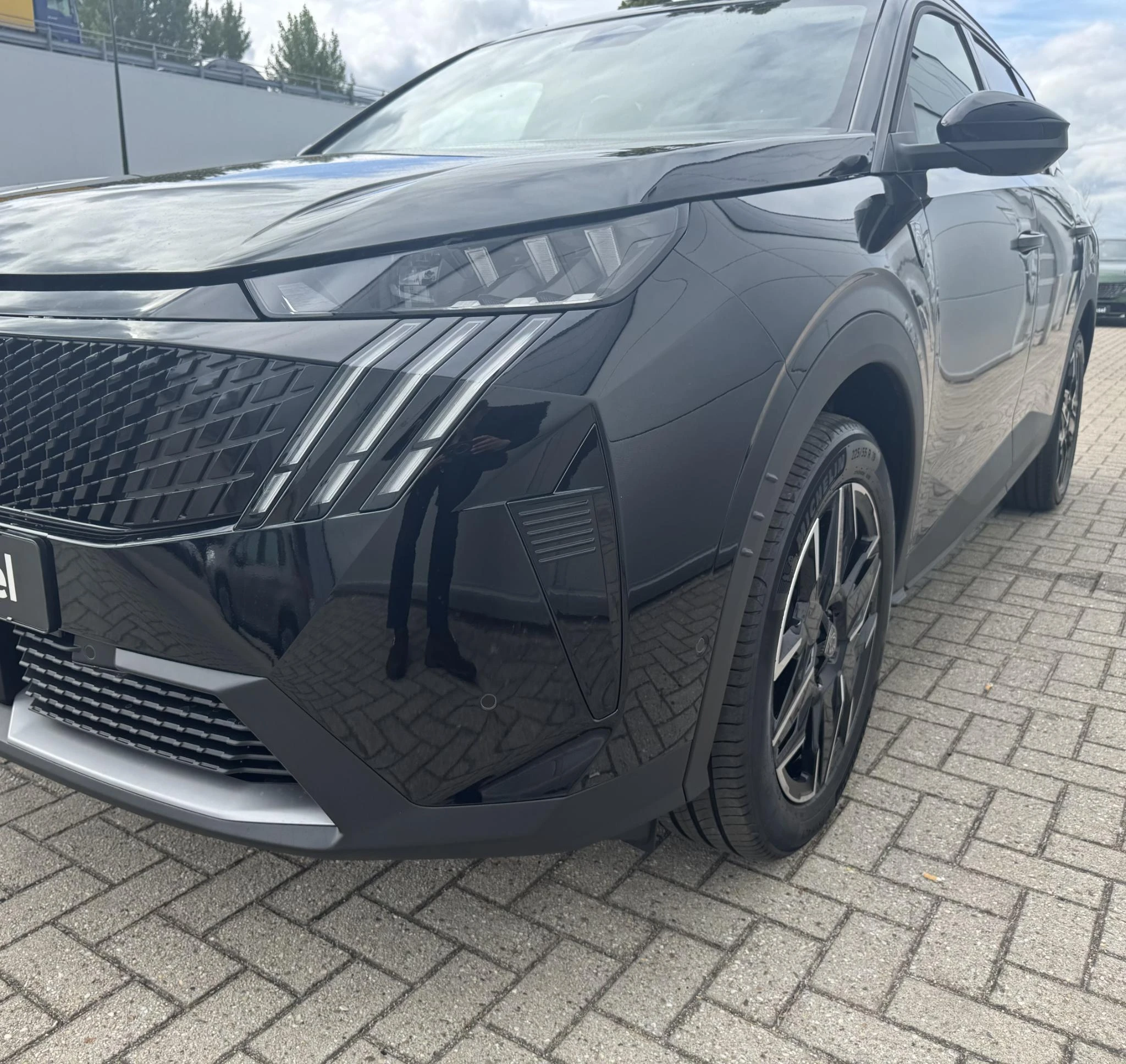 Peugeot-5008-image-9
