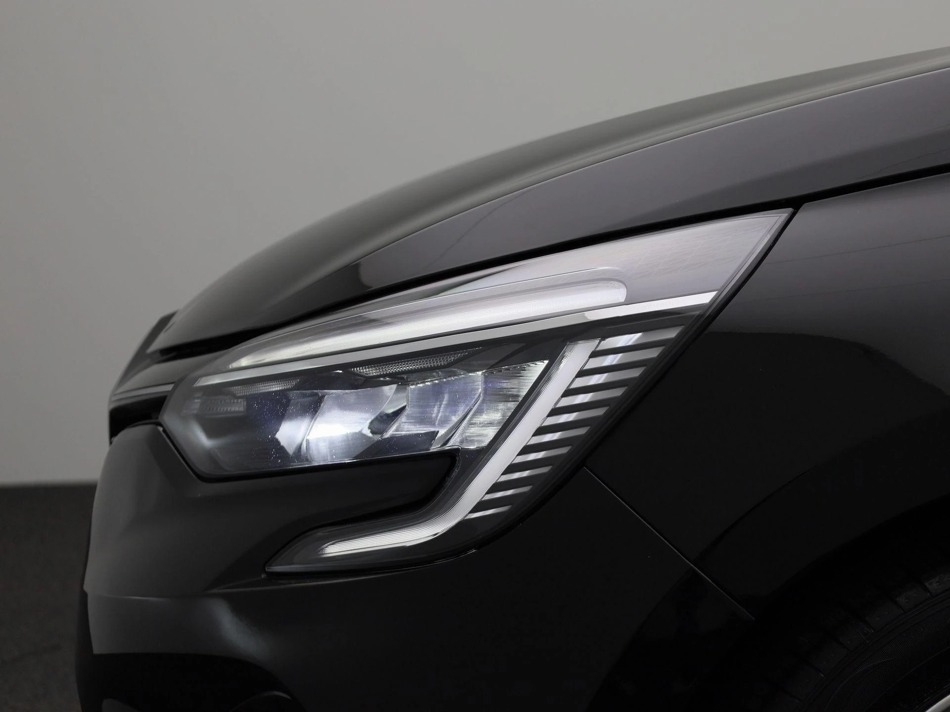 Renault-Clio-image-14